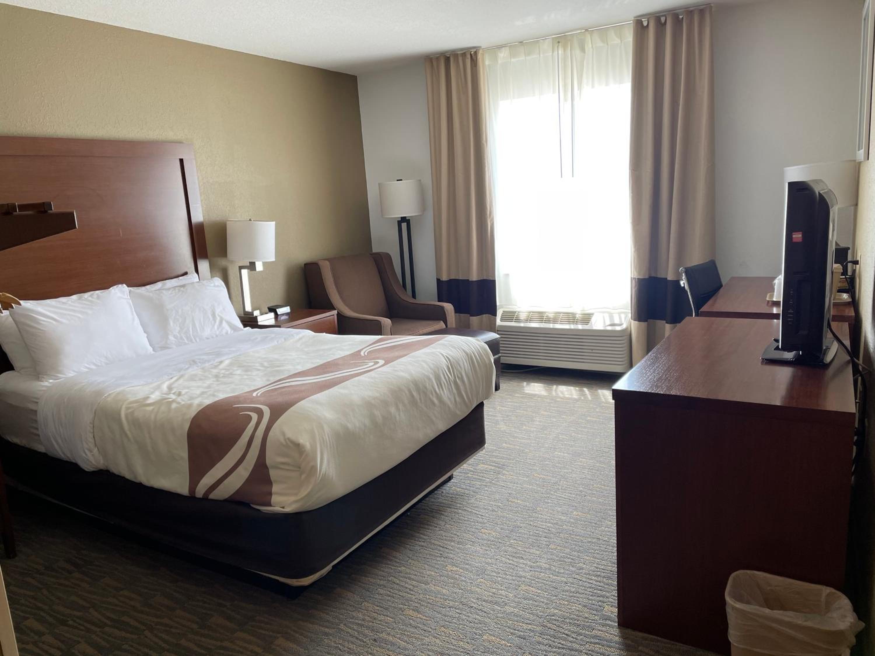 Double Room - Accessible/Non-Smoking photo 1