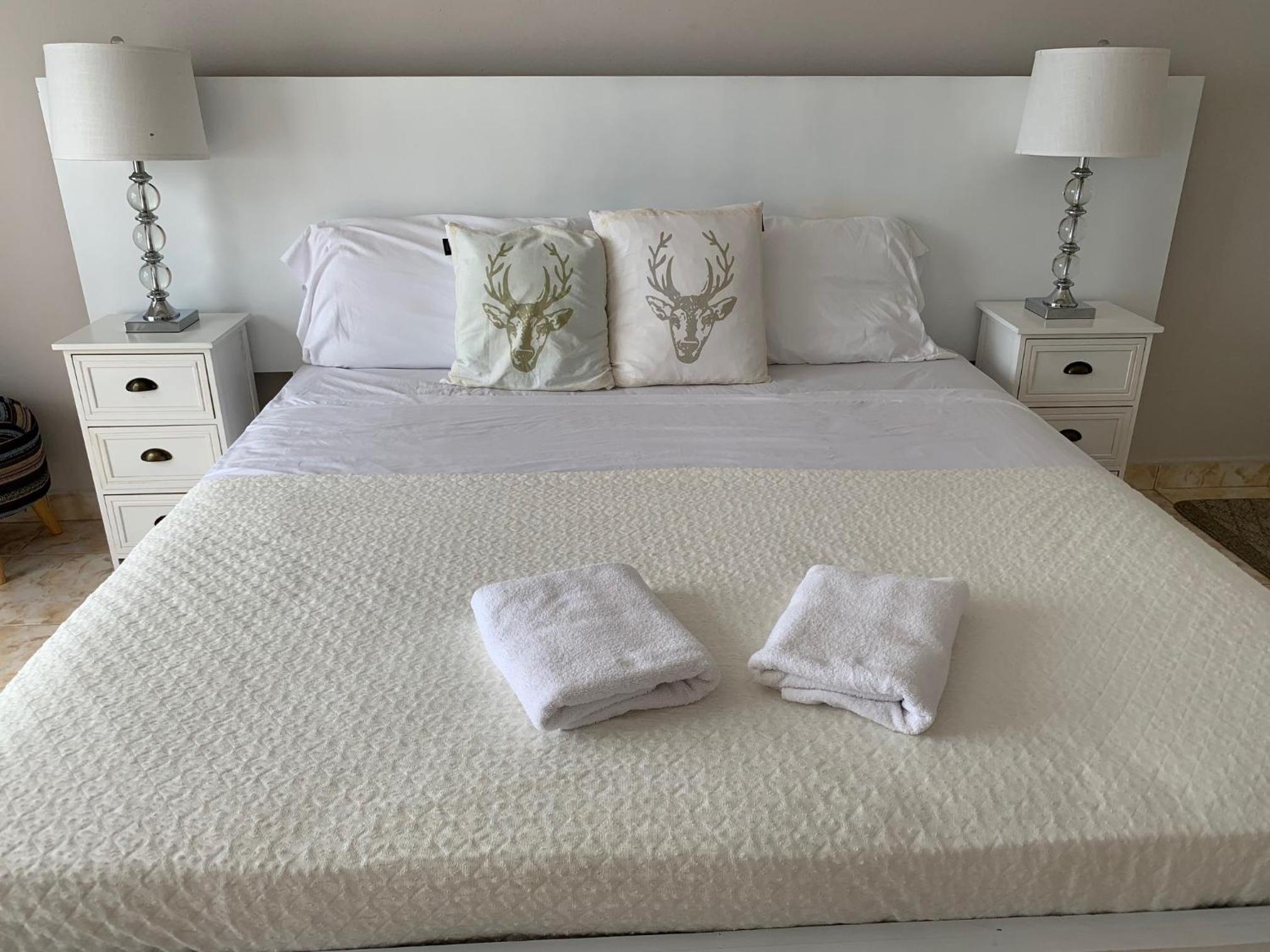 Deluxe Suite with Sea View photo 2