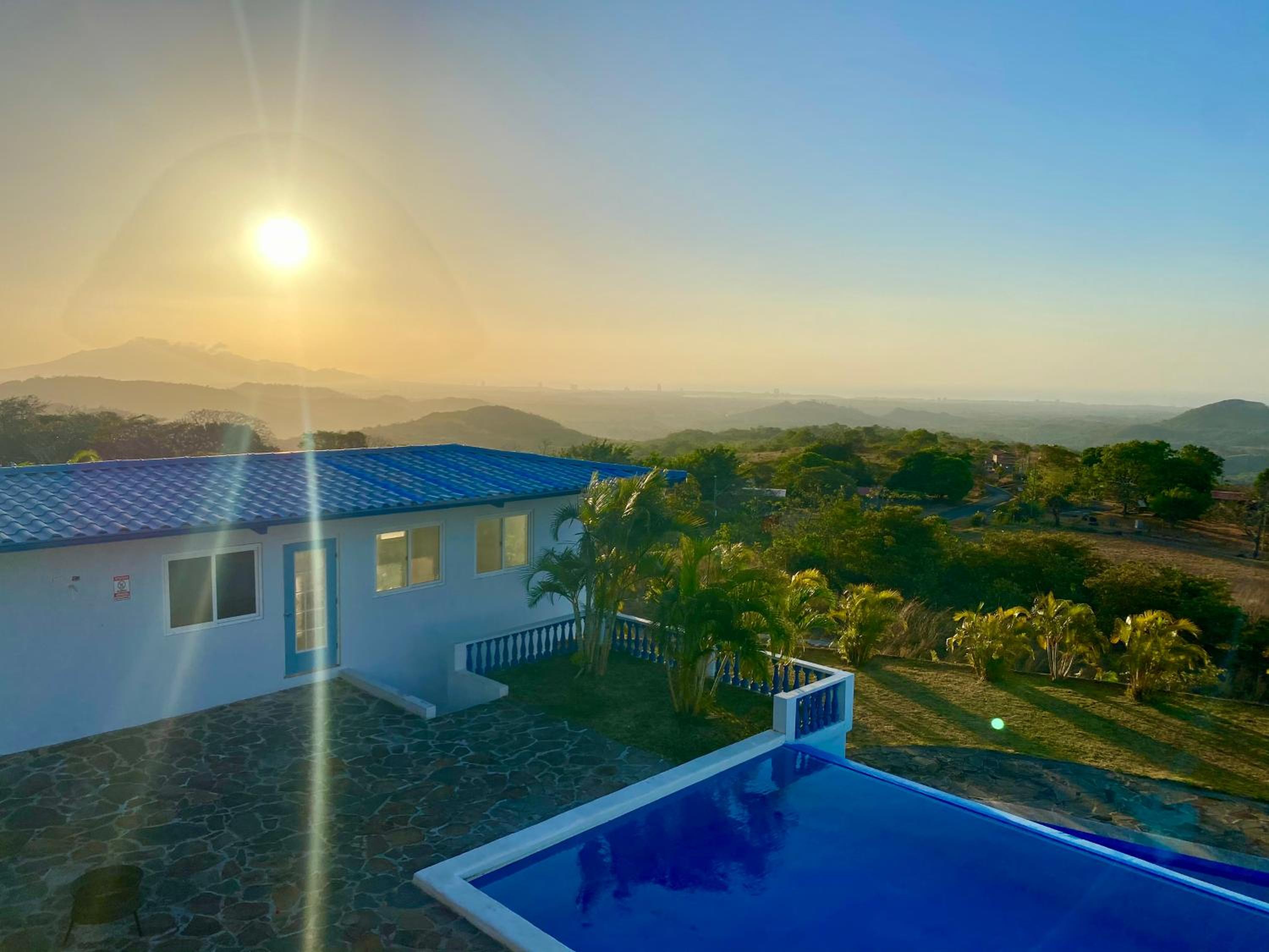 Deluxe Double Room with Balcony and Sea View photo 3