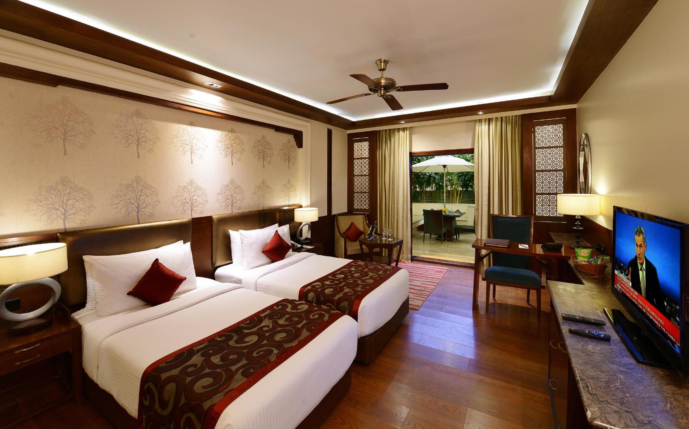 Luxury Cottage with Sit Out:10% discount on Food & Beverages (excluding In-Room Dining and Liquor), 10% discount on Spa Services, Laundry Services, Complimentary Happy Hour Offer – Buy 1 Get 1 Free, available daily from 11:00 AM to 7:00 PM. - Photo 3