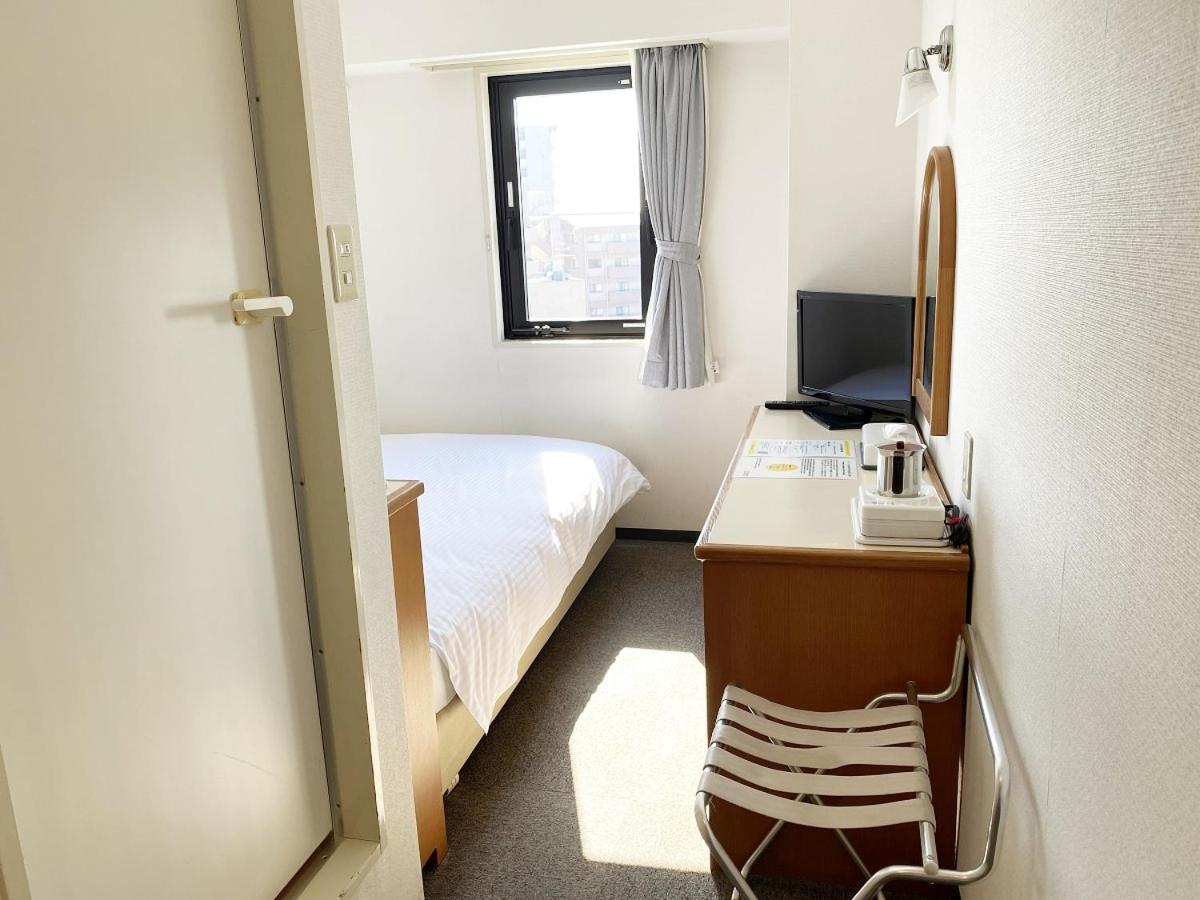 Double Room with Small Double Bed - Non-Smoking - Photo 3
