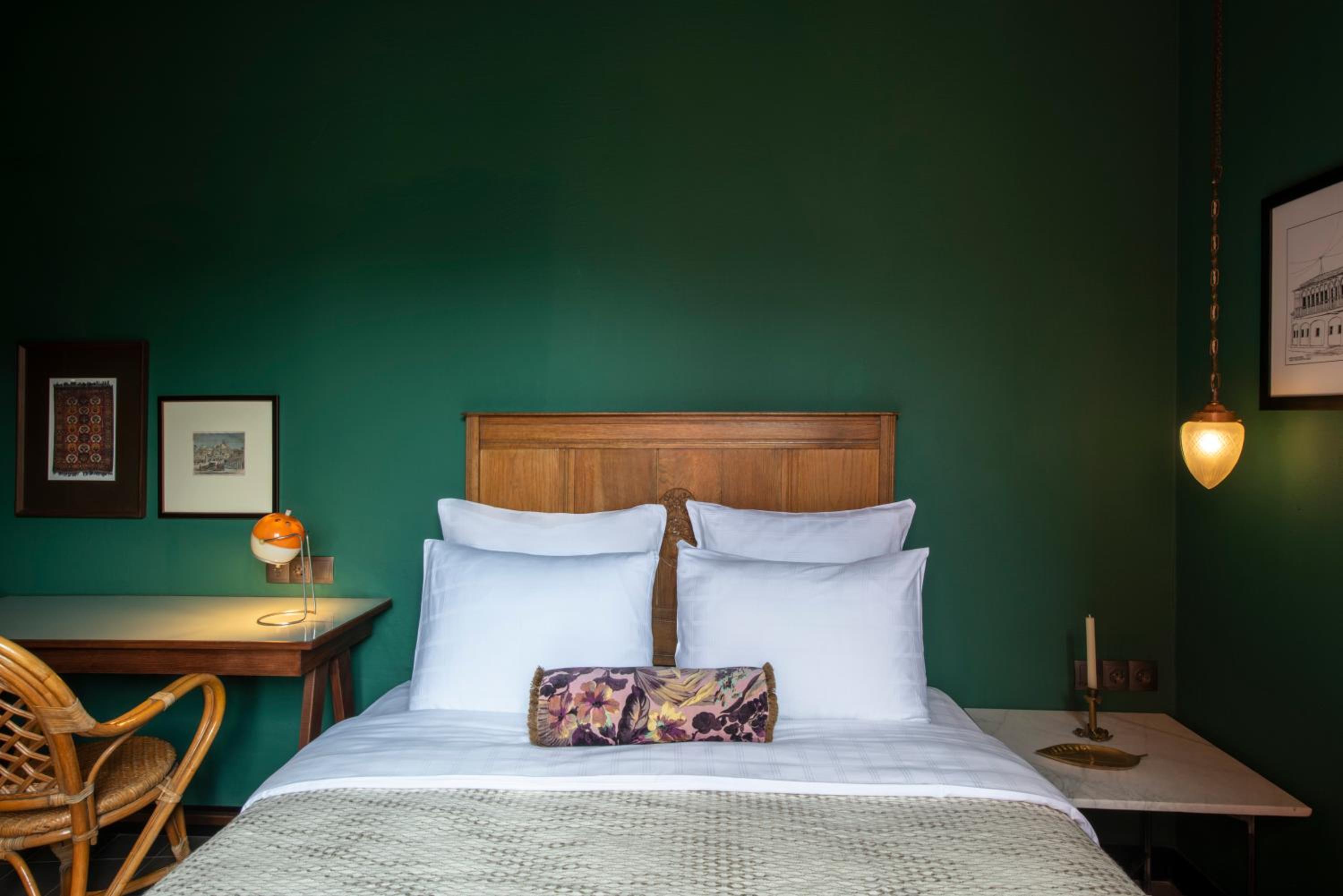 Small Double Room - Photo 1