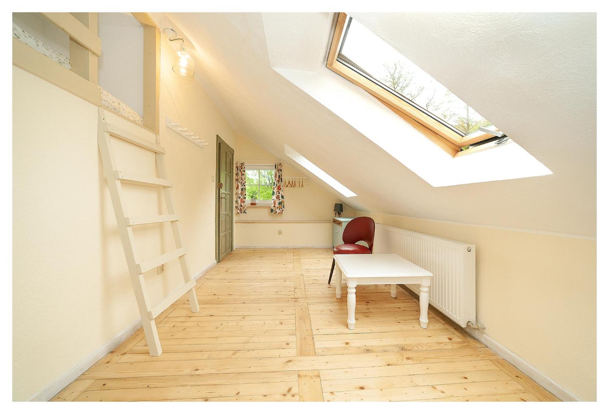 Triple Room with Private Bathroom photo 1