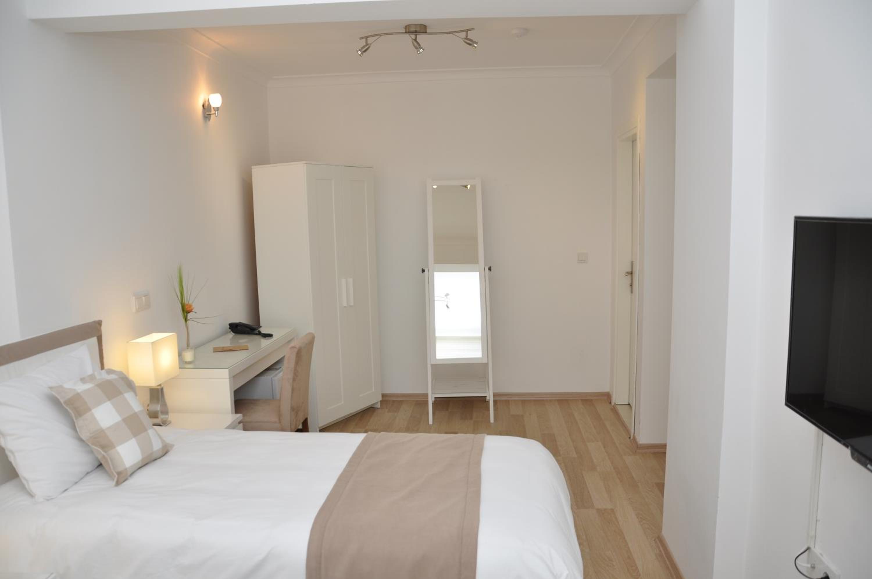 Deluxe Twin Room photo 2