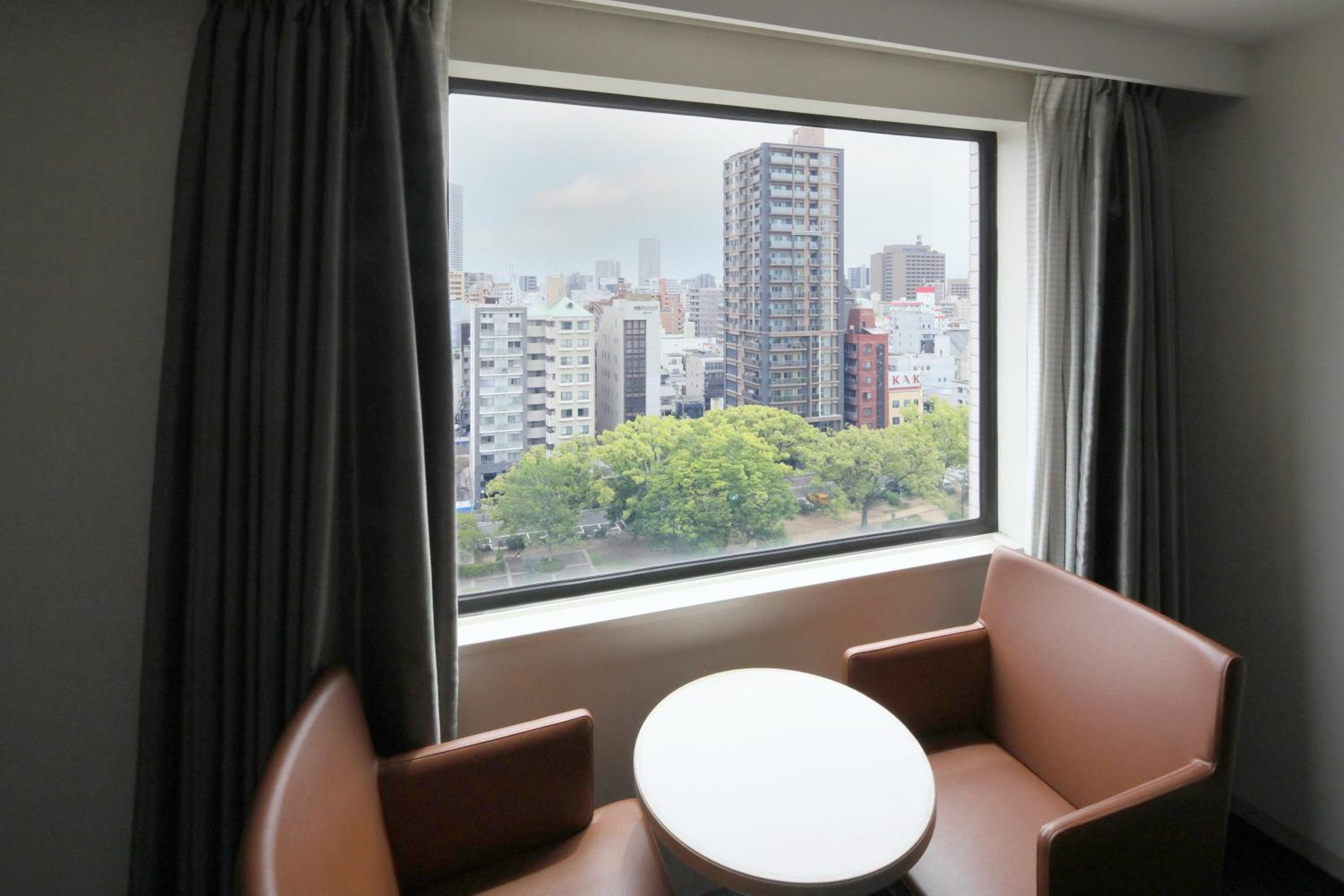 Twin Room - Non-Smoking - Photo 10