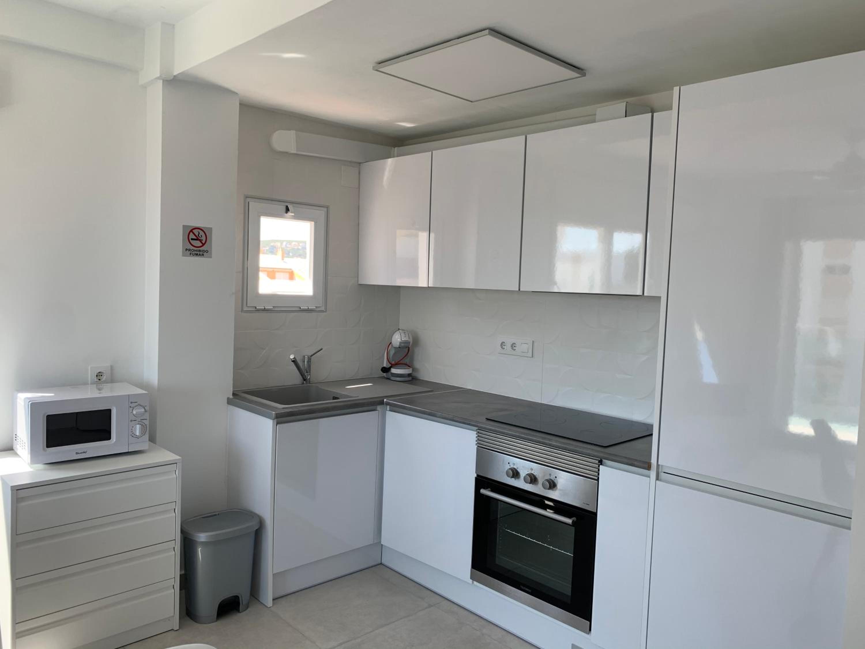 One-Bedroom Apartment - Photo 7