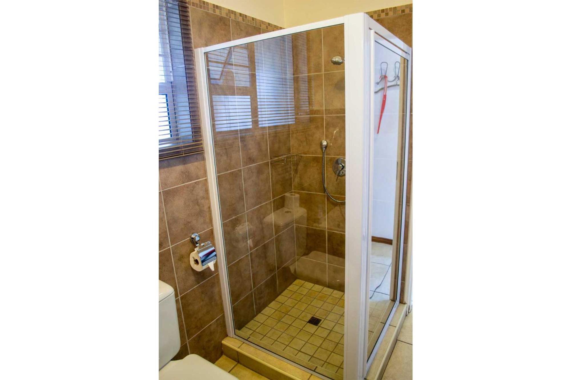 Deluxe Room - Photo 9