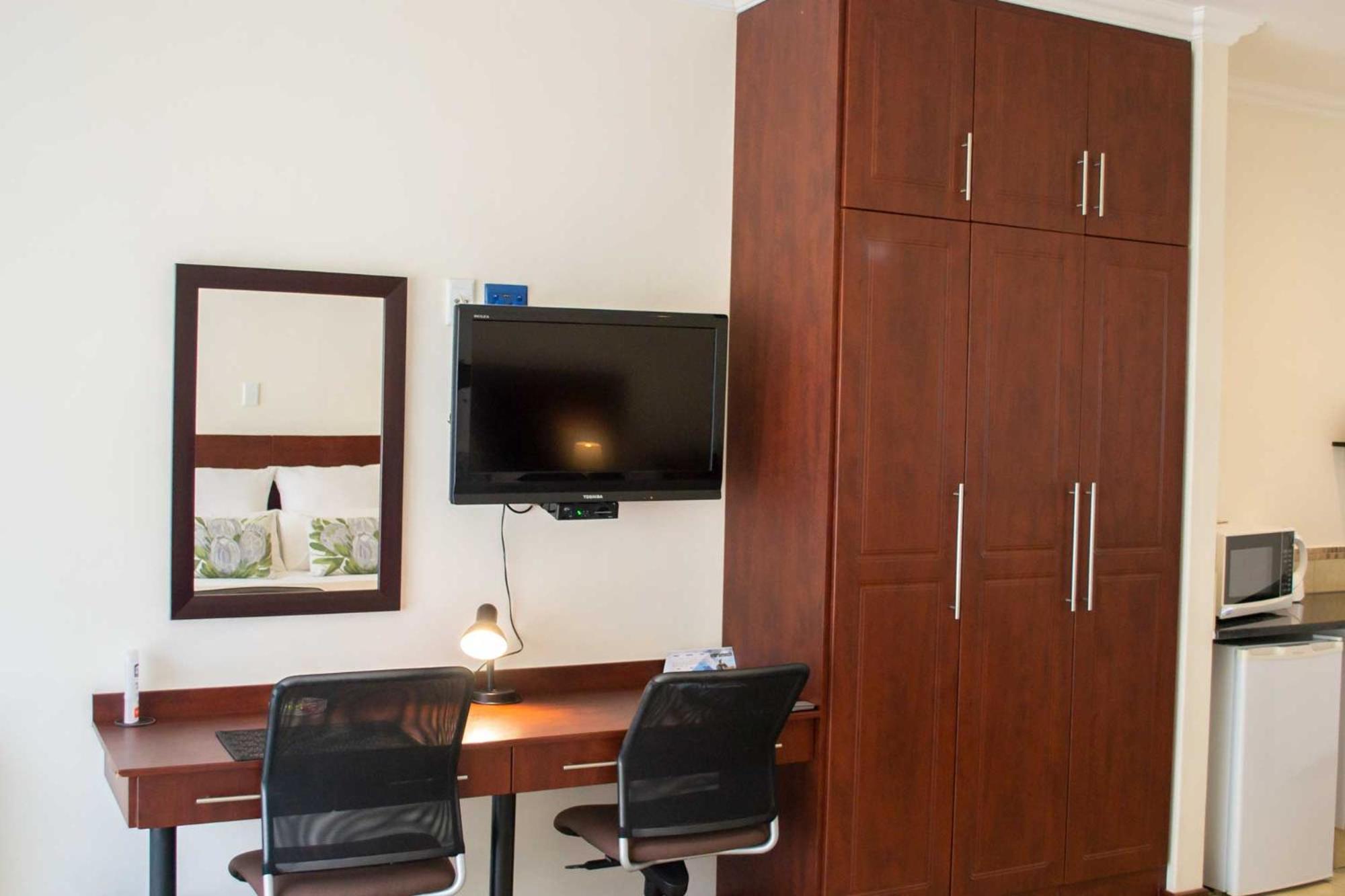 Executive Triple Room - Photo 1