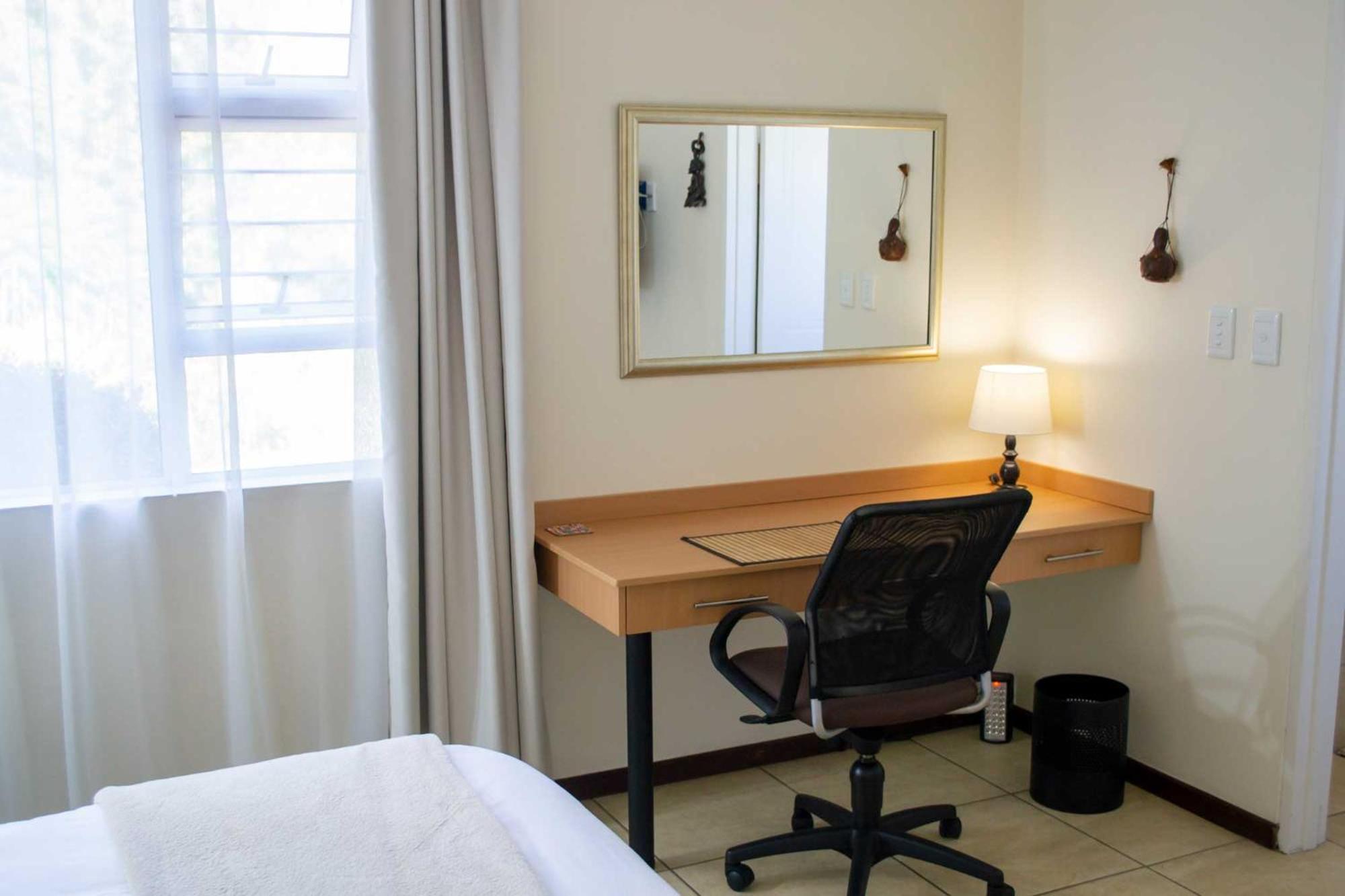 Apartment photo 2