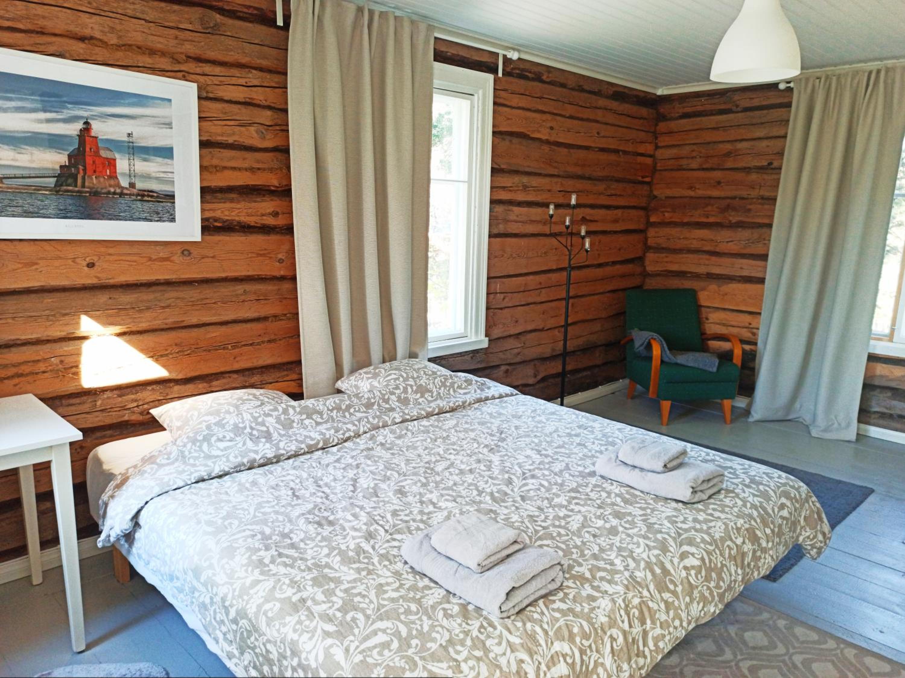 Large Double Room photo 3