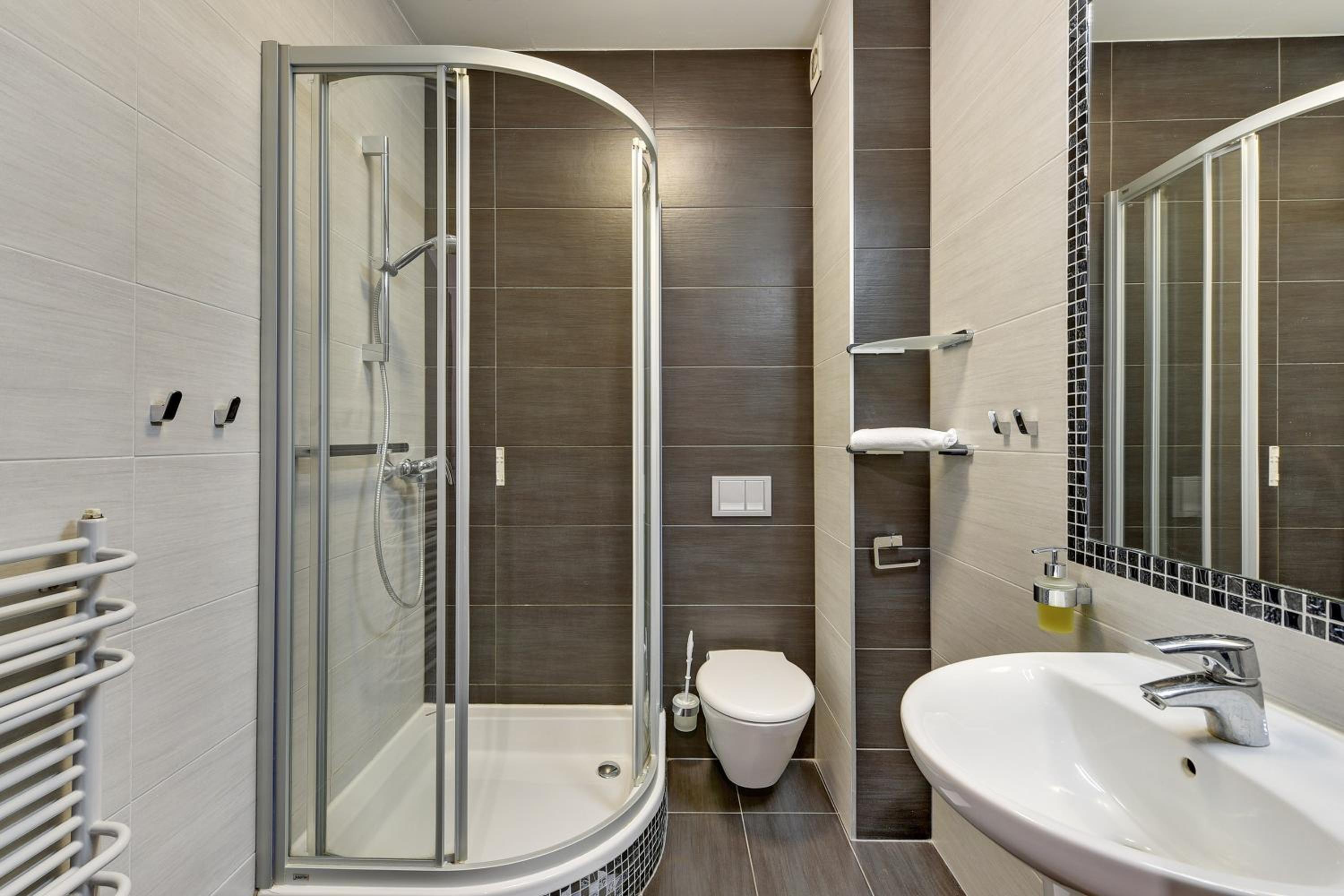 Triple Room - Photo 11