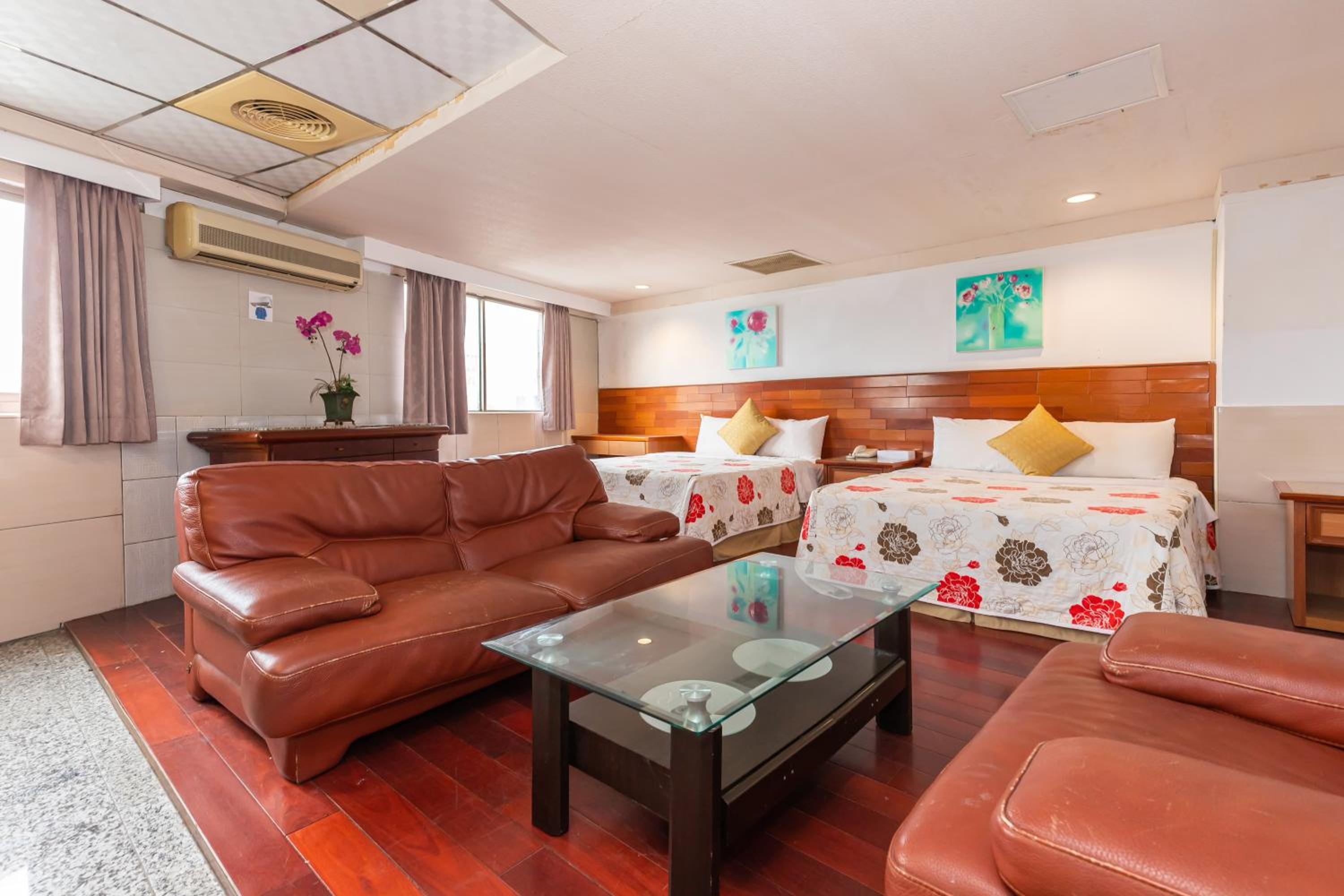 Standard Quadruple Room