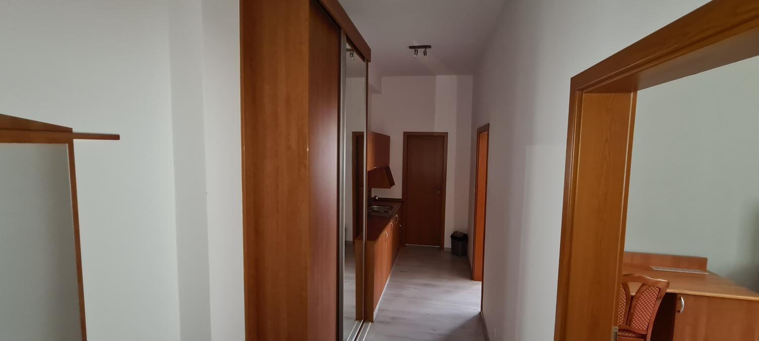 Apartment - Photo 18