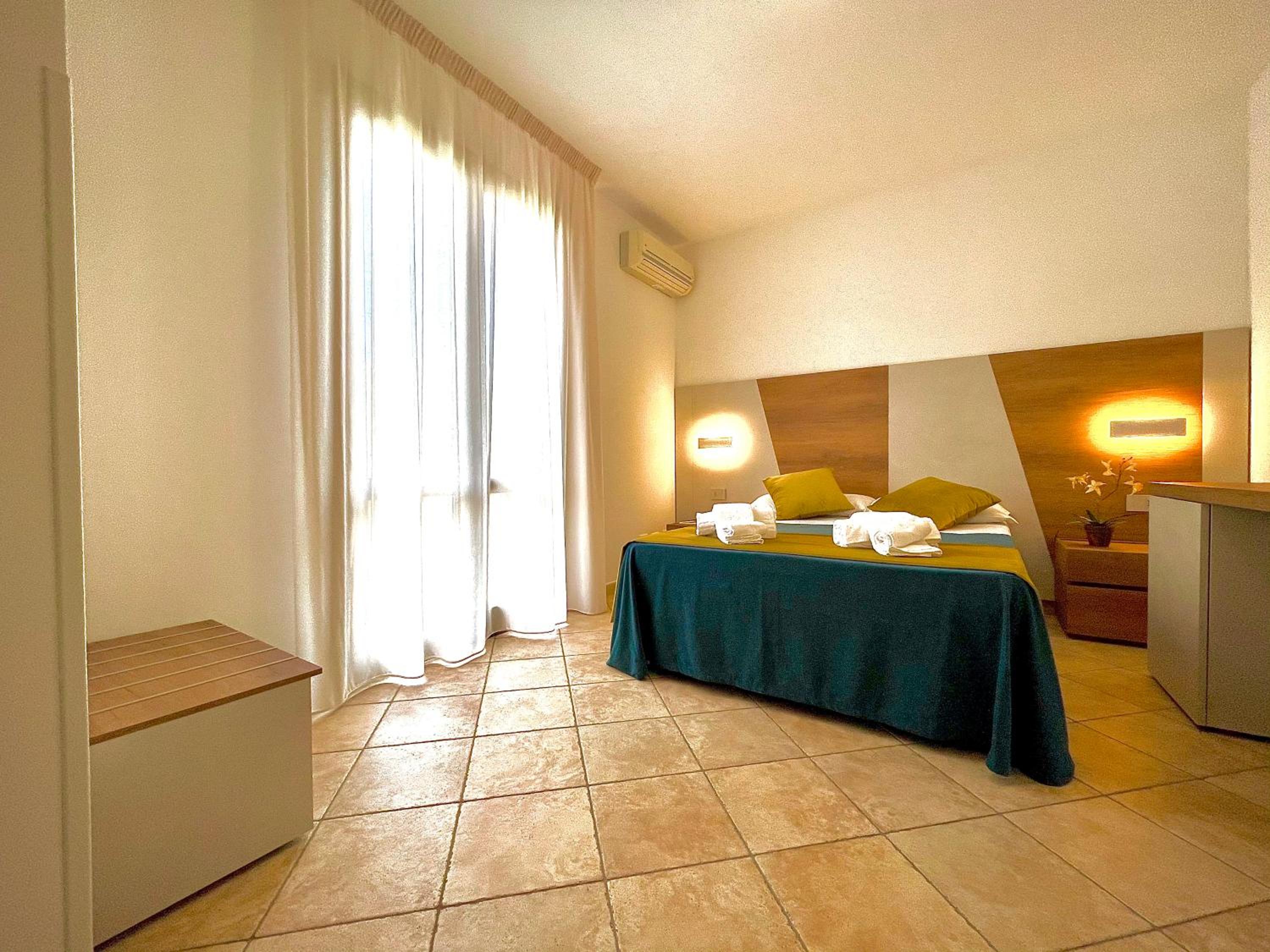Triple Room - Photo 14