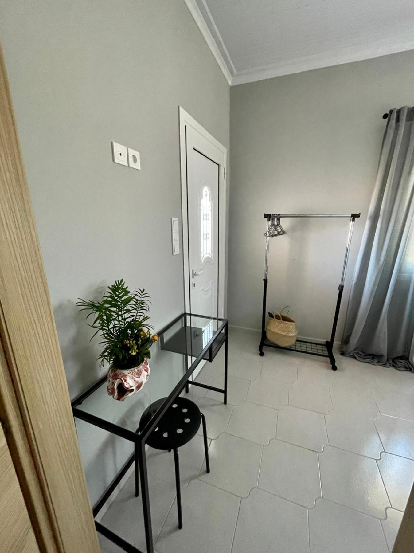 Two-Bedroom House photo 3