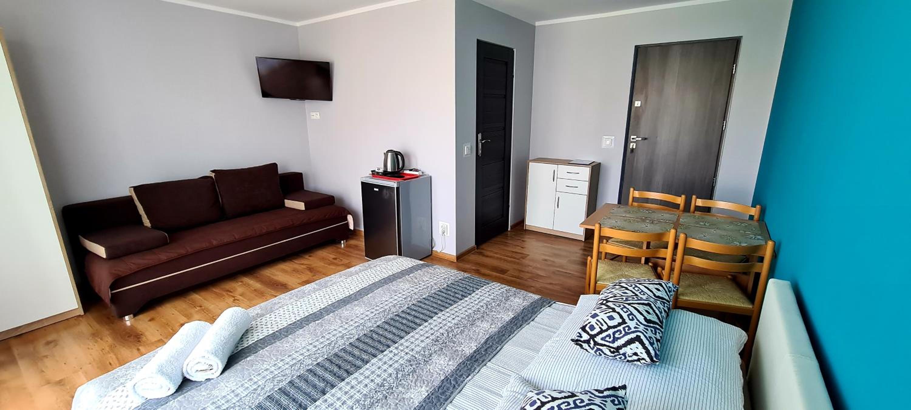 Quadruple Room with Balcony photo 3