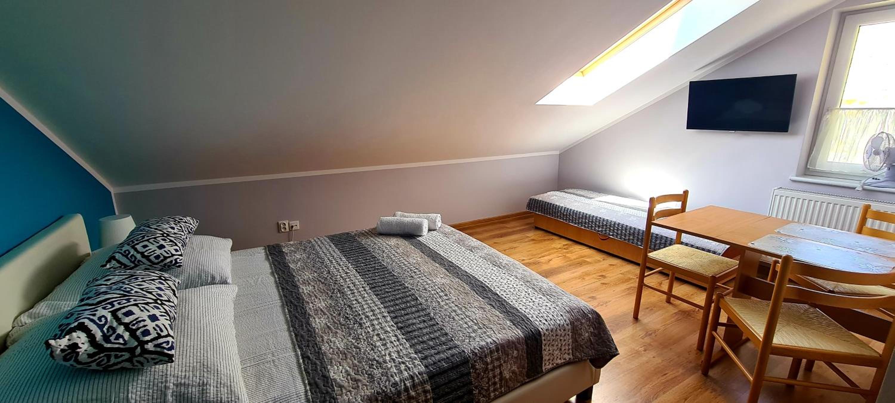 Comfort Triple Room with Shower photo 1