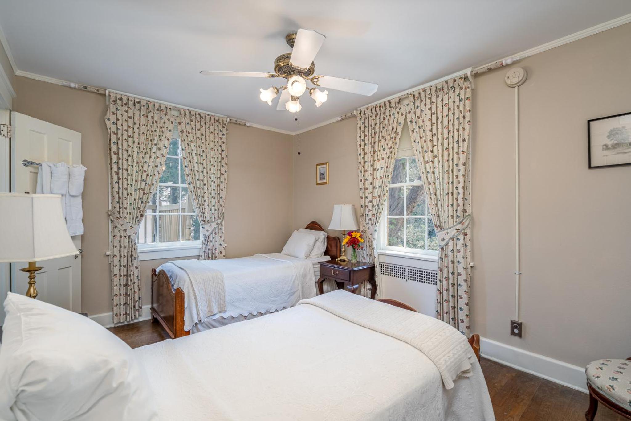 Twin Room with Two Twin Beds