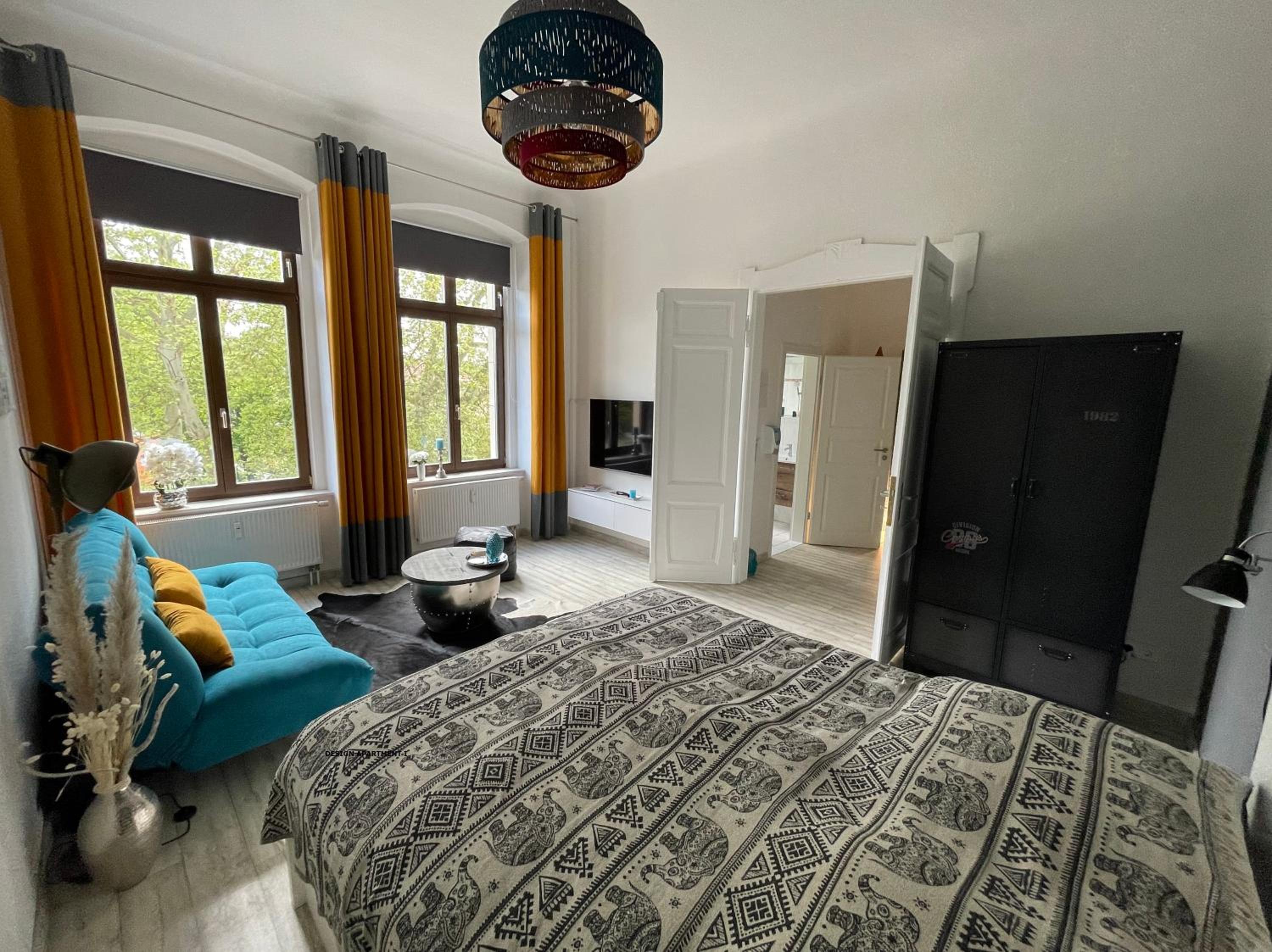 One-Bedroom Apartment - Photo 8