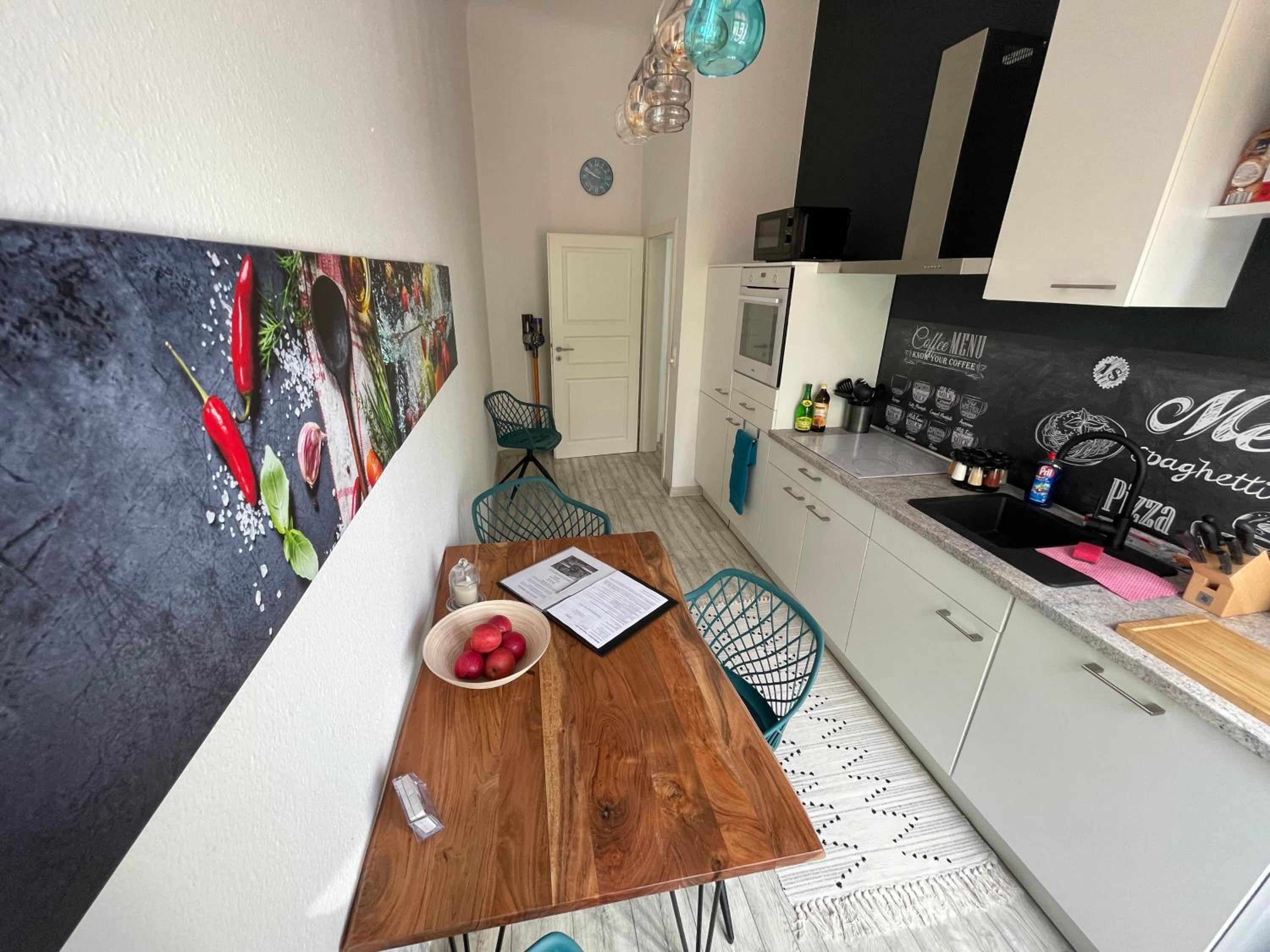 One-Bedroom Apartment - Photo 16