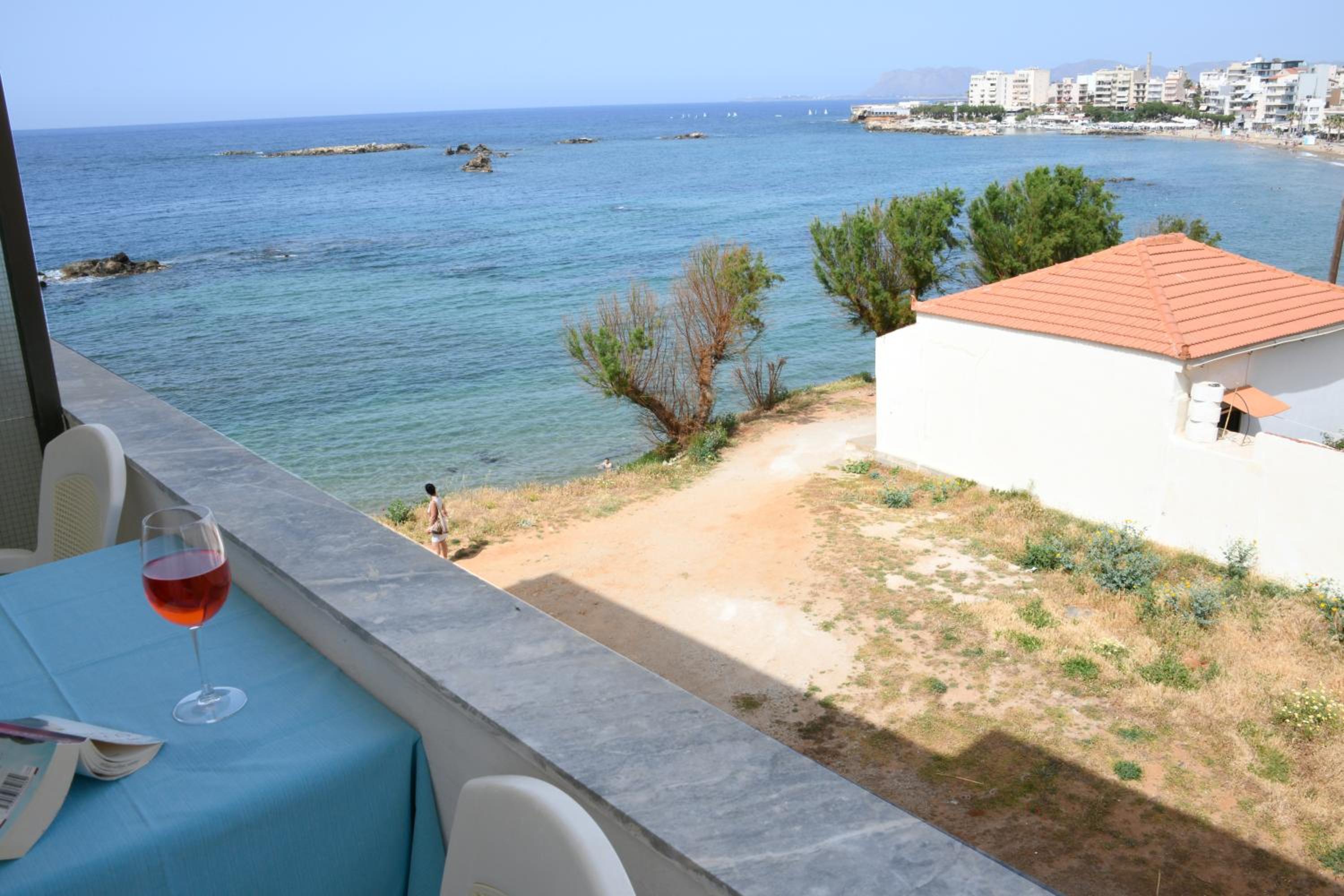 Triple Room with Partial Sea View photo 3