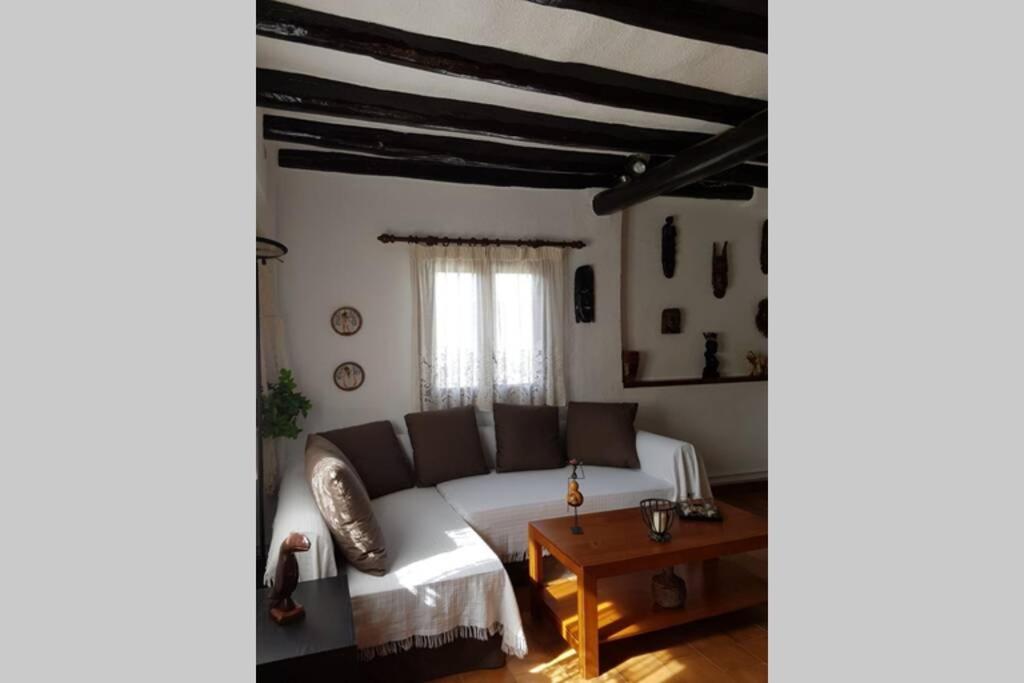 Casa de cuatro habitaciones