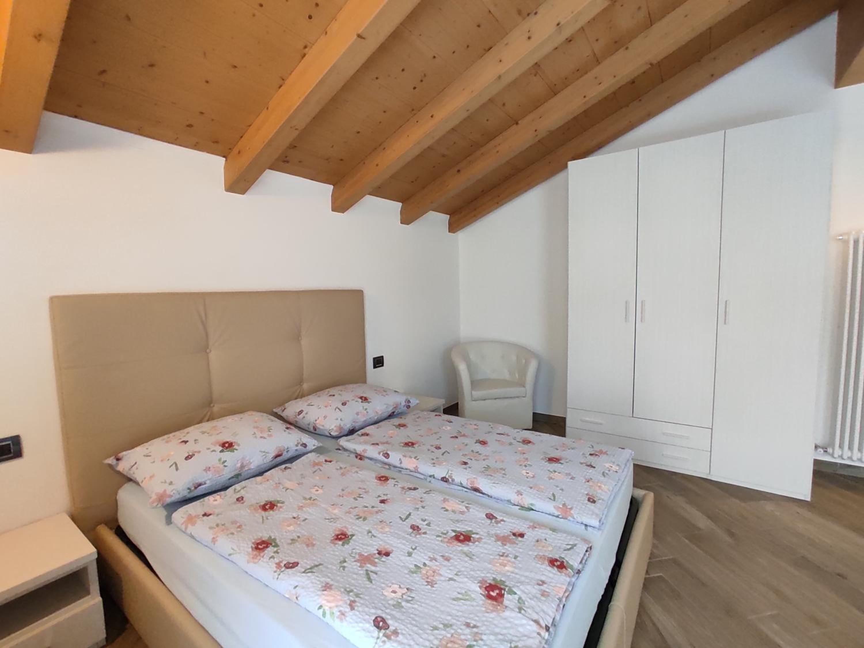 Double Room - Photo 2