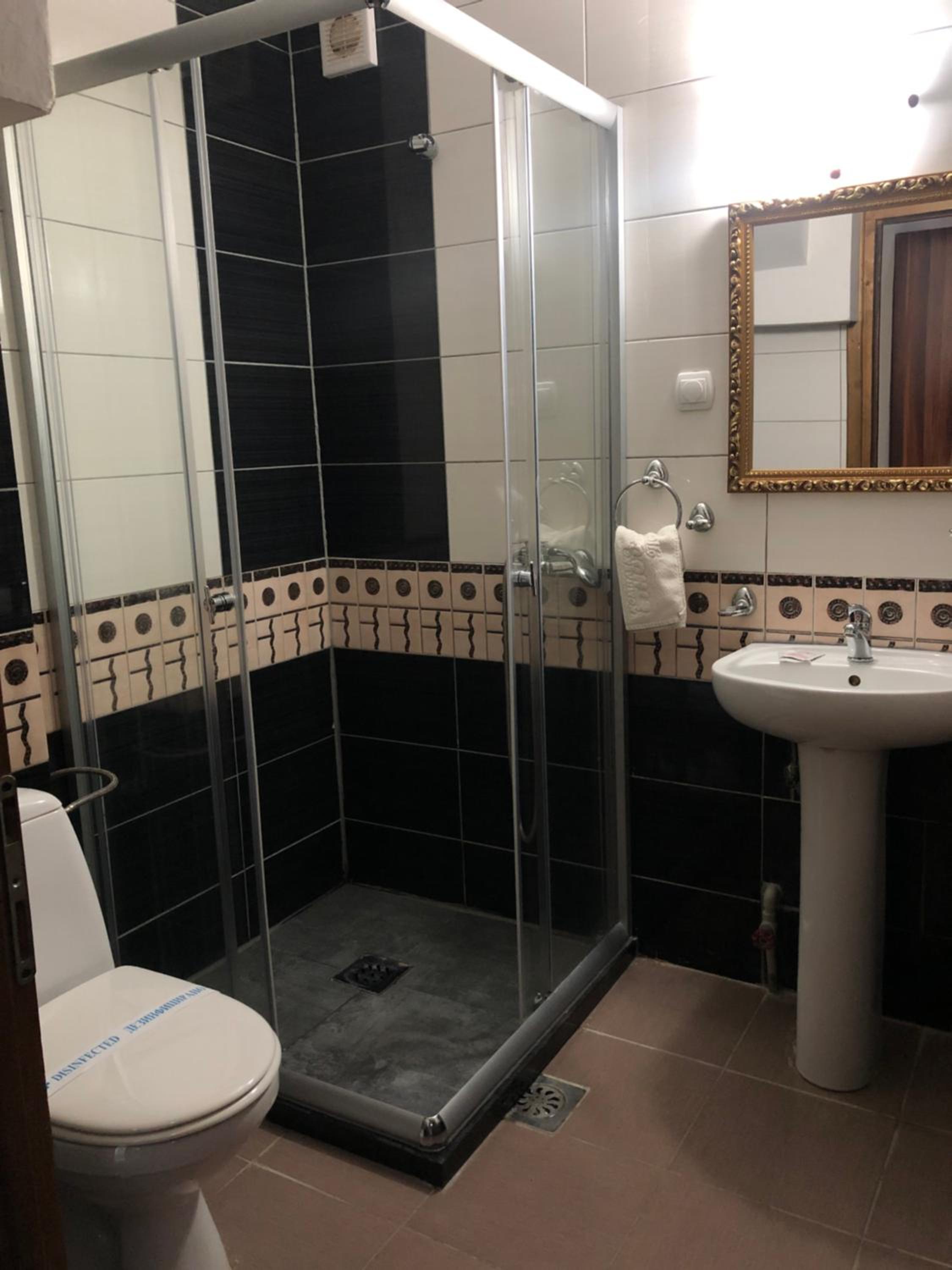 Double or Twin Room photo 3
