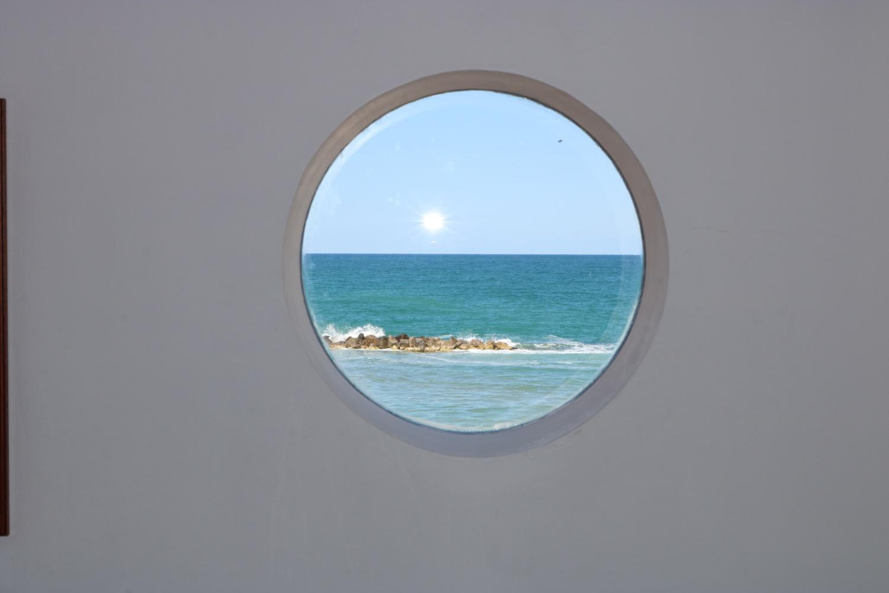 Apartment With Sea View photo 2