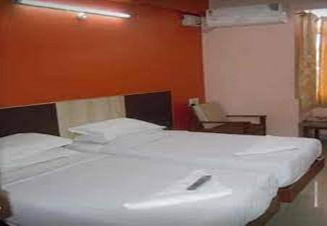 King Room with Two King Beds