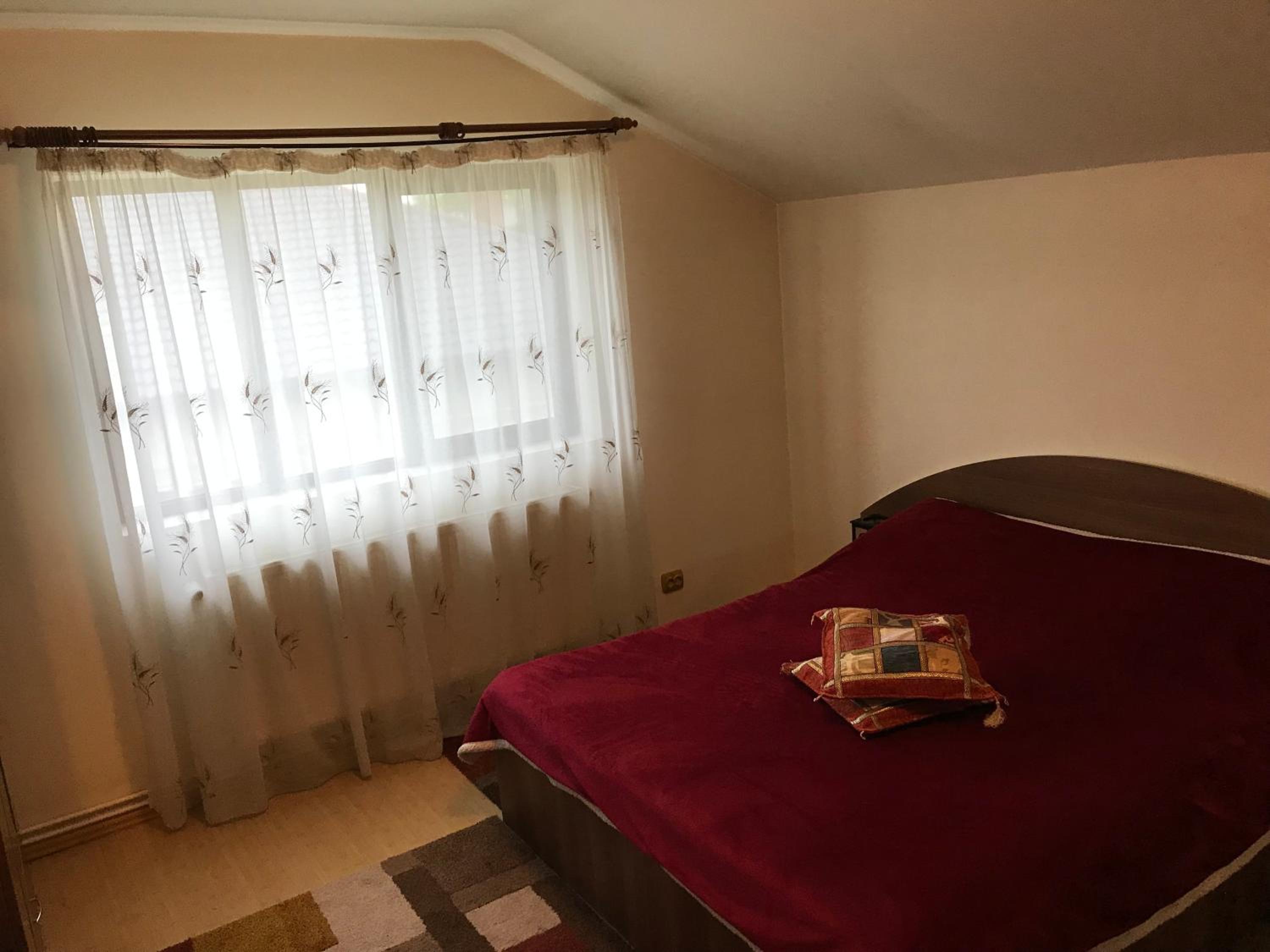 Budget Double Room - Photo 5