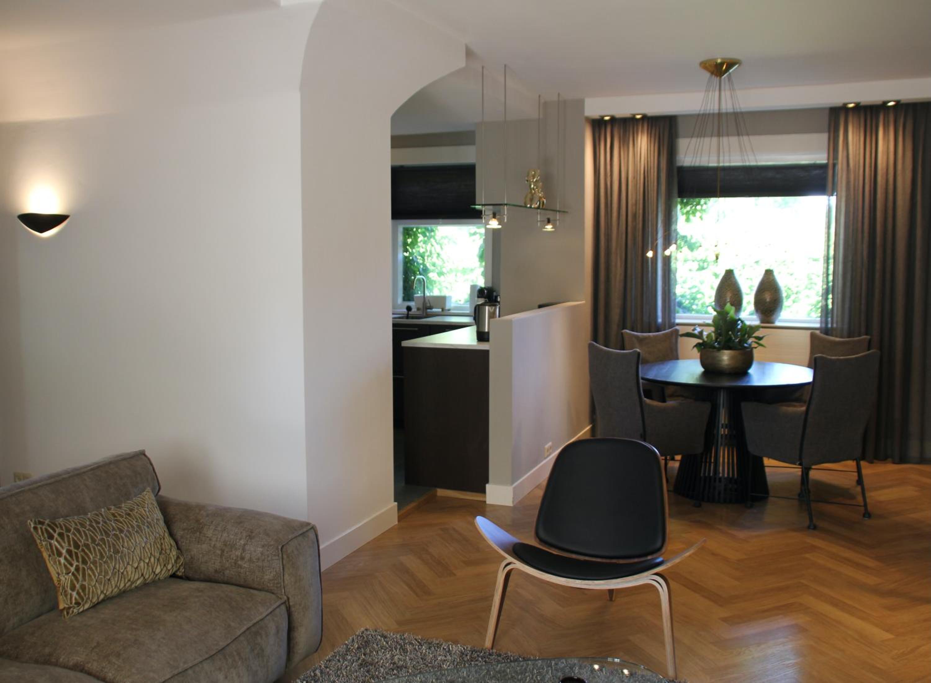 One-Bedroom Apartment - Photo 19