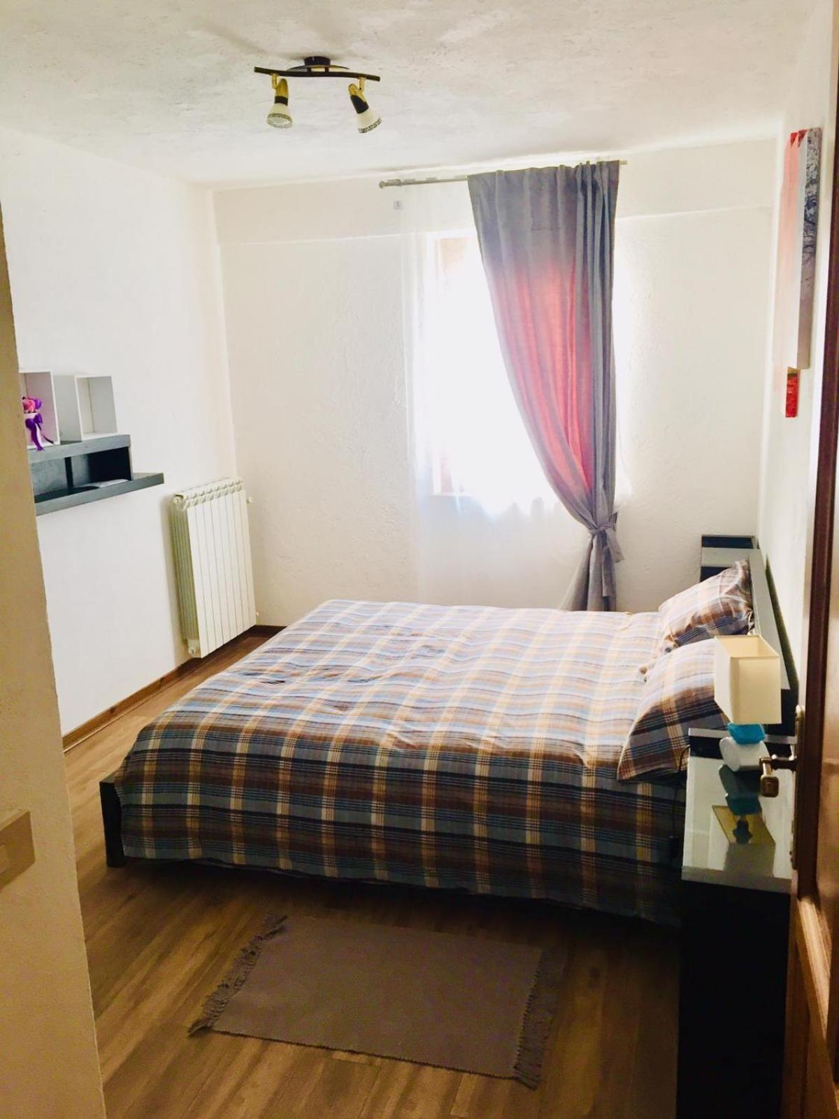 One-Bedroom House - Photo 8