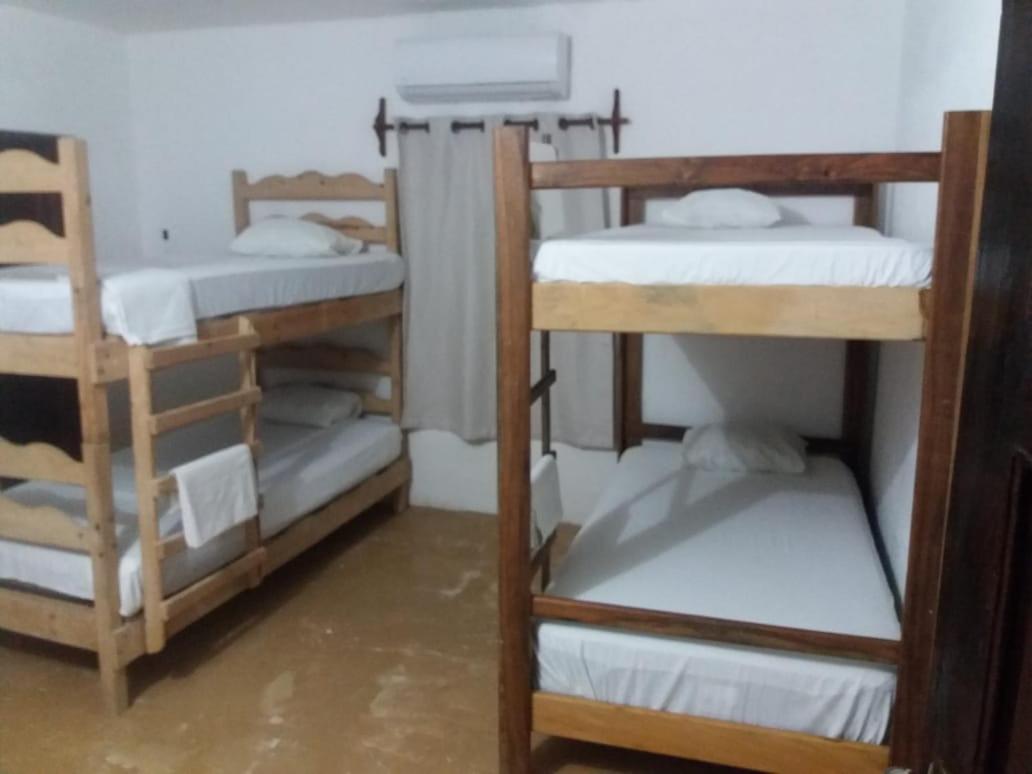 Cama em Dormitório Masculino de 6 Camas