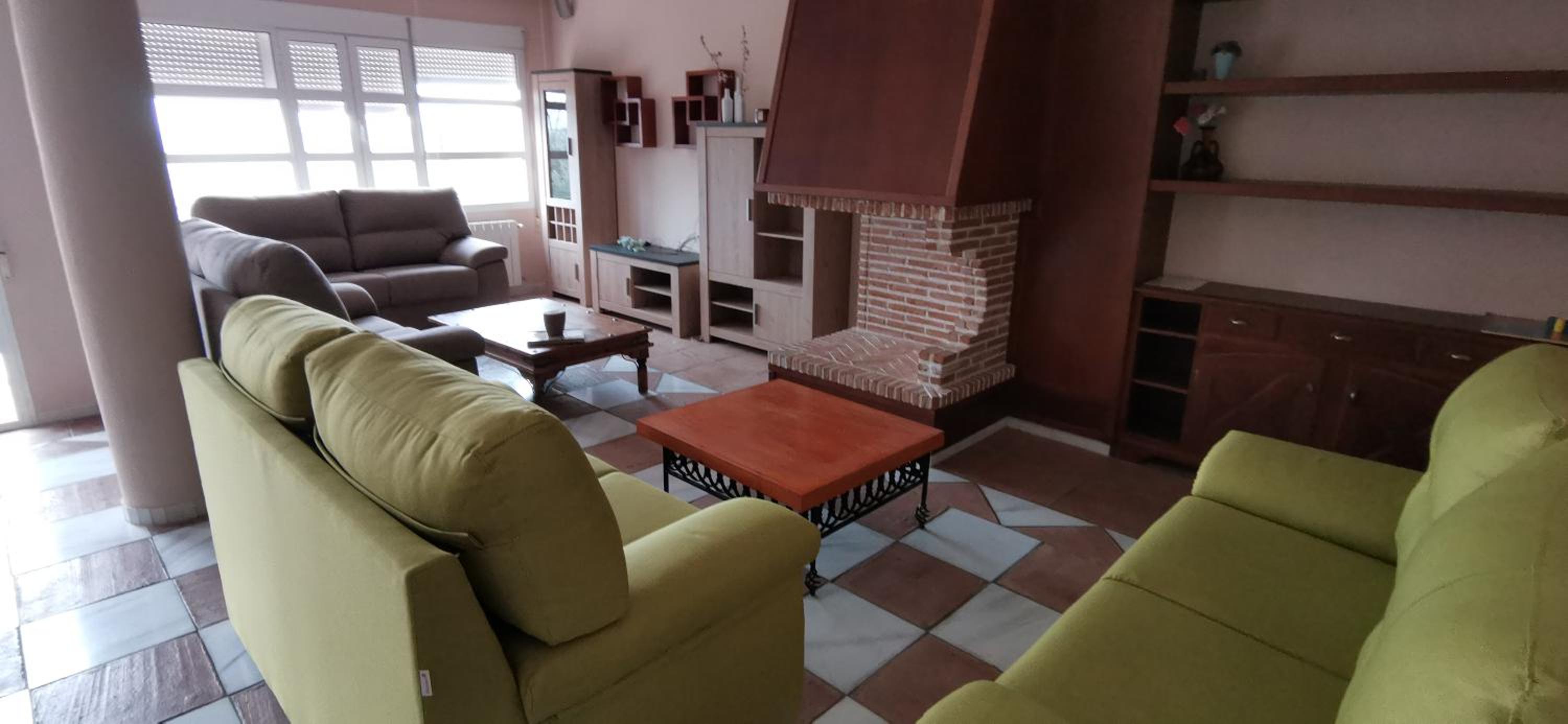 Casa de cuatro habitaciones