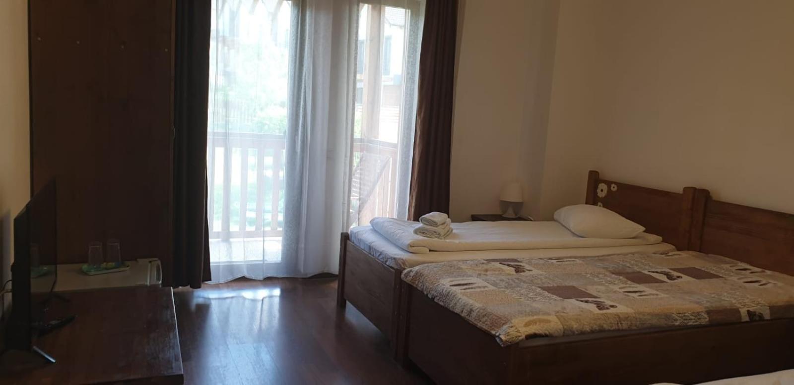 Triple Room with Bathroom photo 1