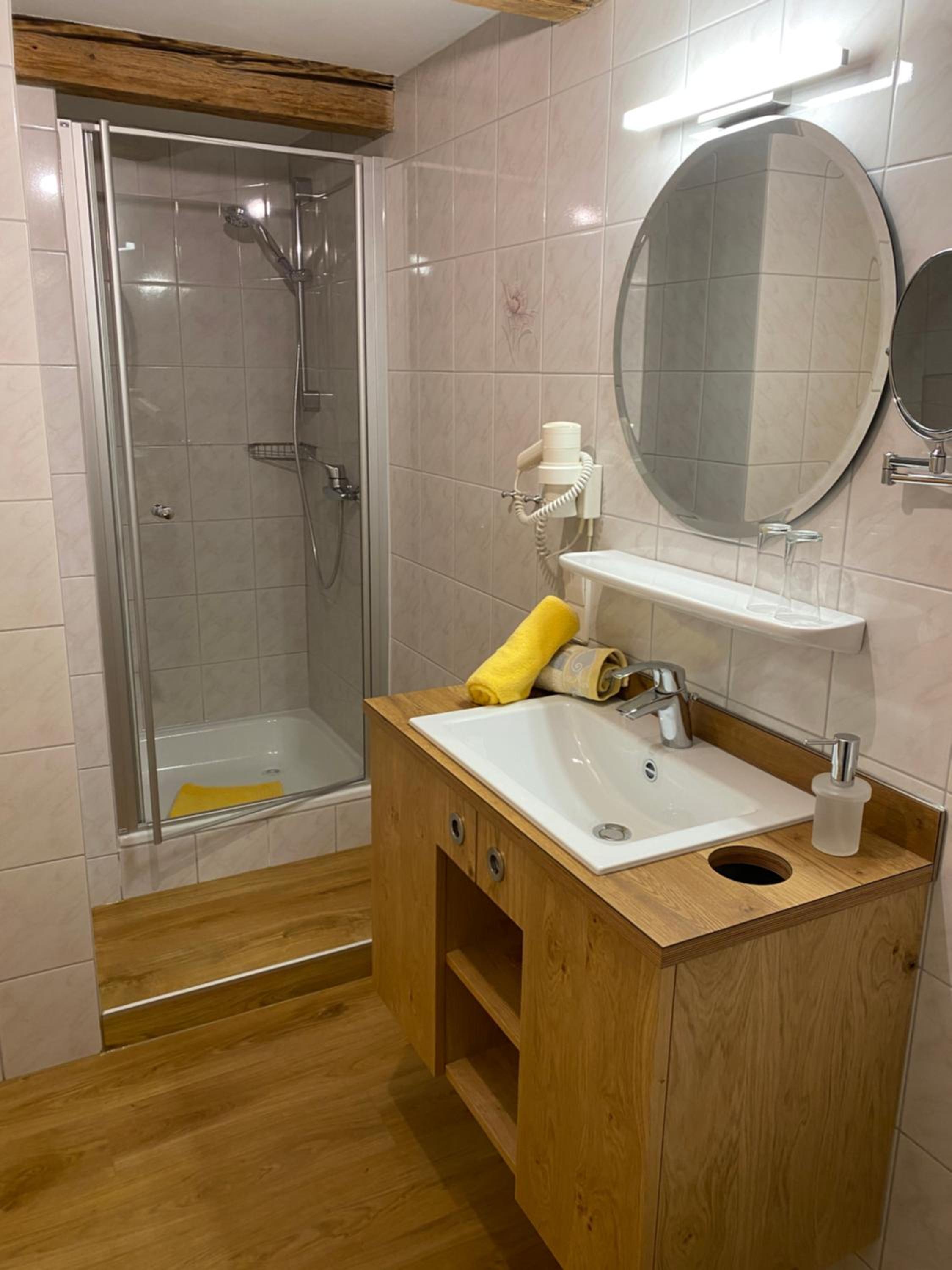 Large Double Room photo 2