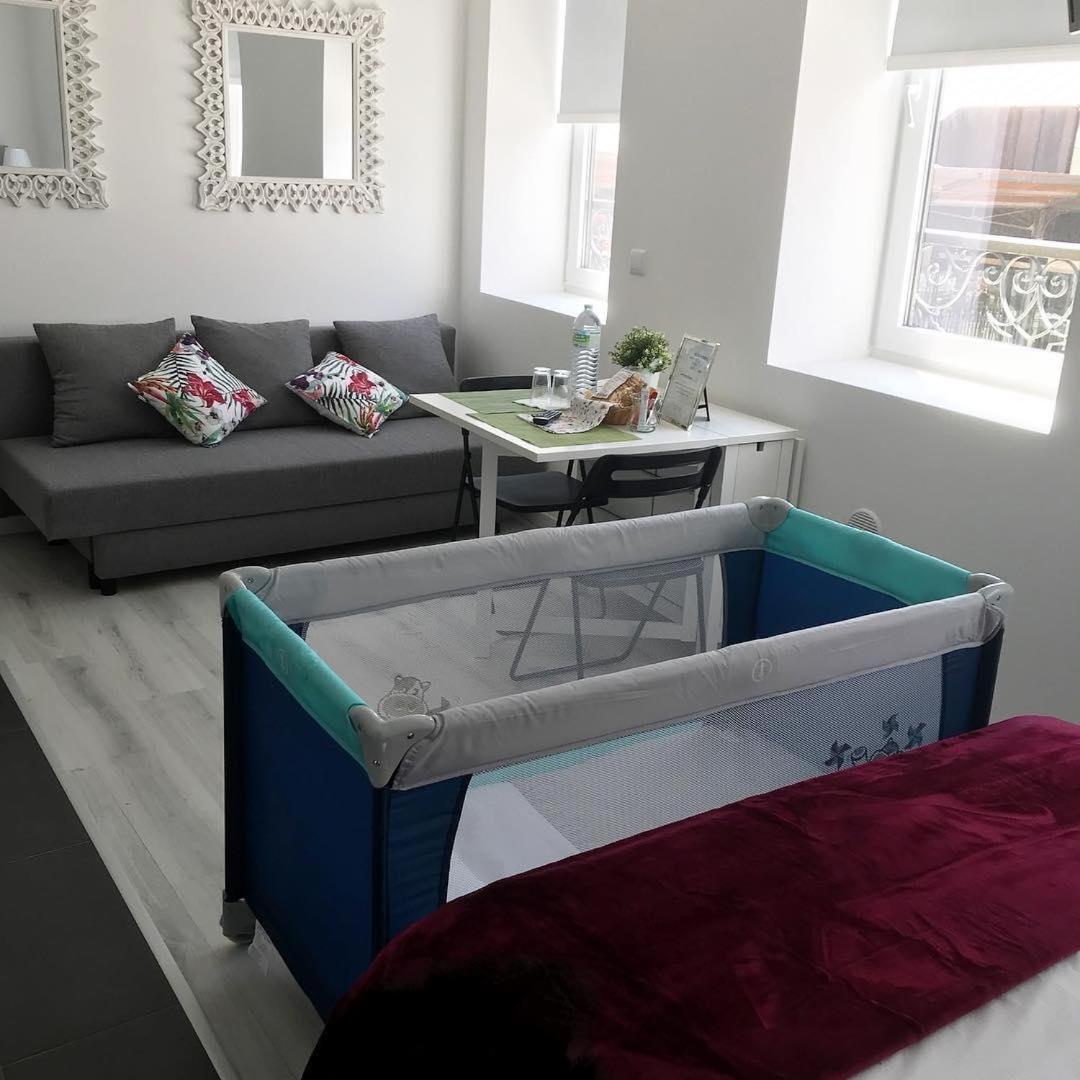 Studio Apartment - Photo 9