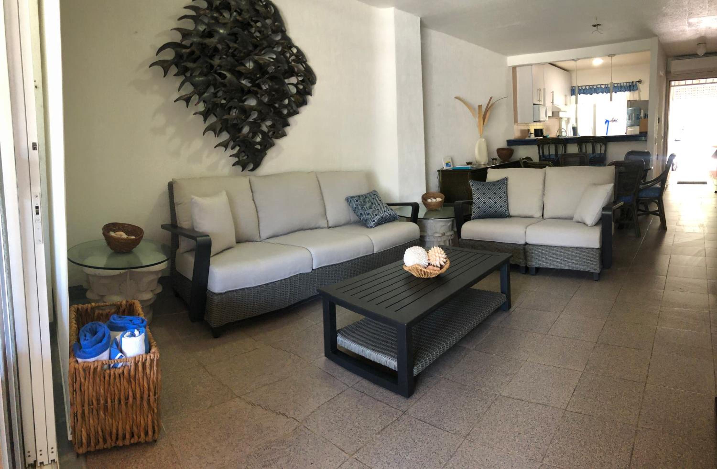 Three-Bedroom Villa photo 1
