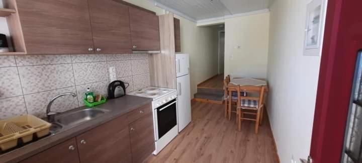 Apartment photo 2