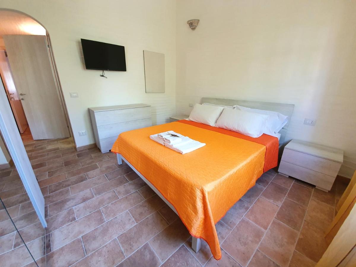 Deluxe King Room photo 1