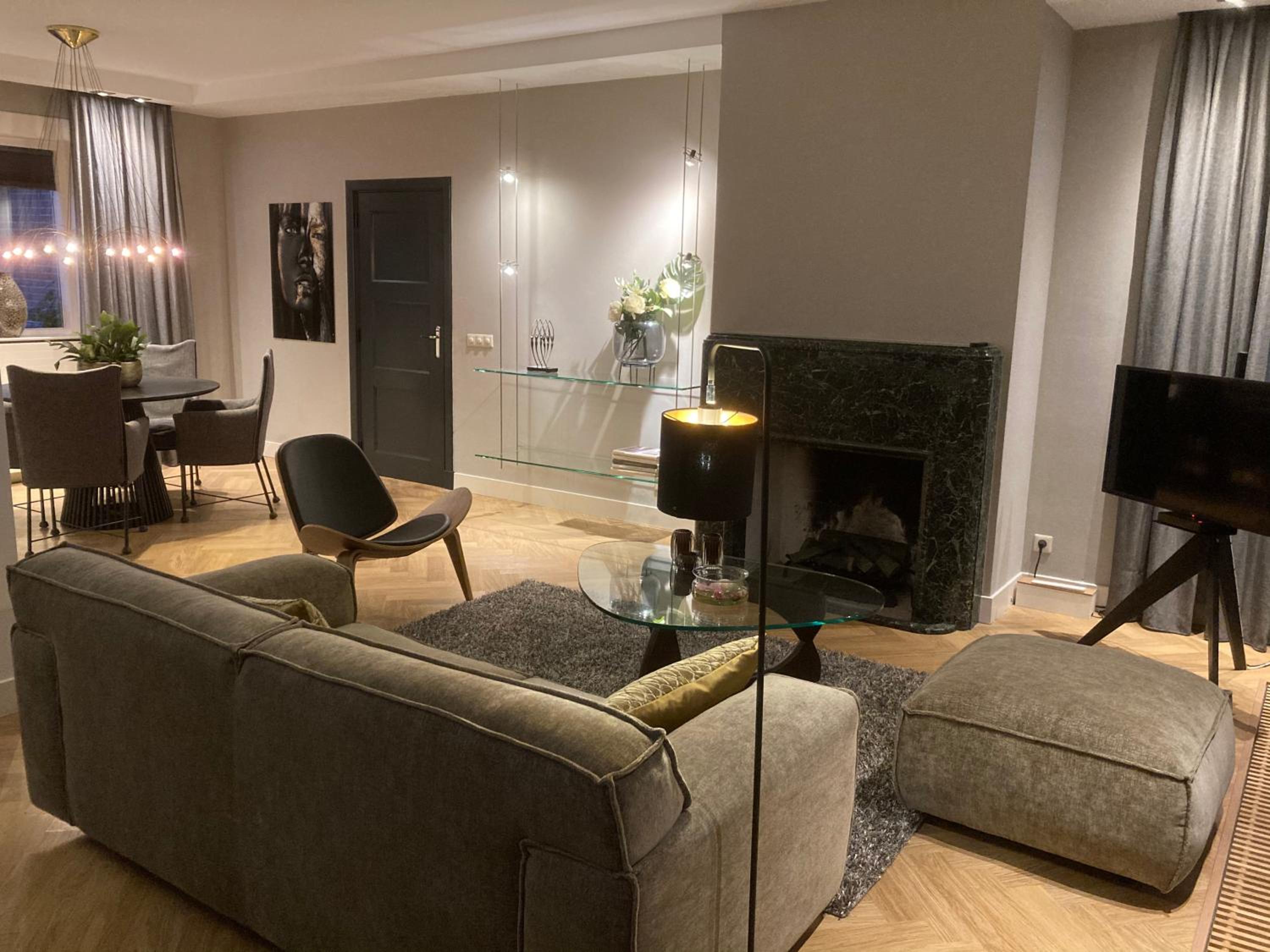 One-Bedroom Apartment - Photo 7
