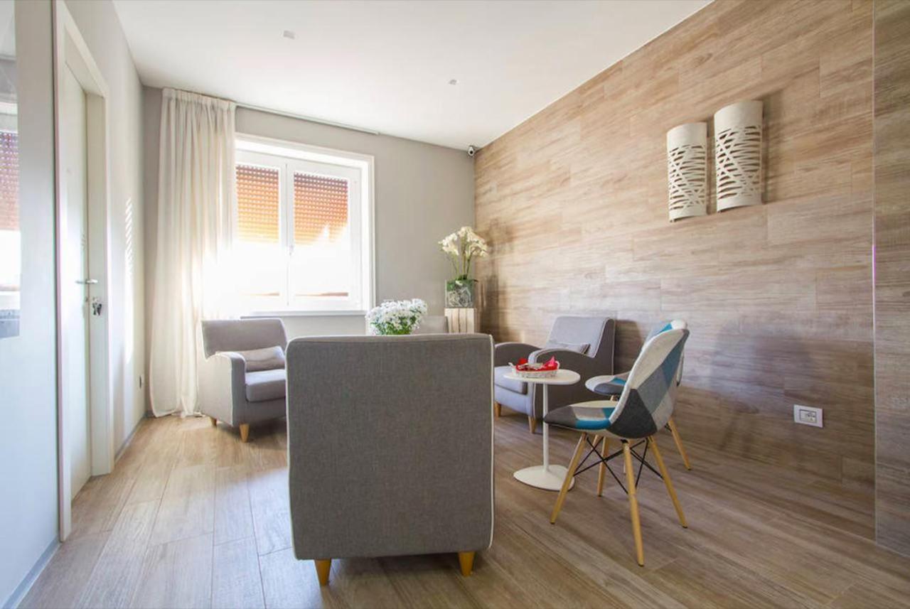Deluxe Double Room with Bath