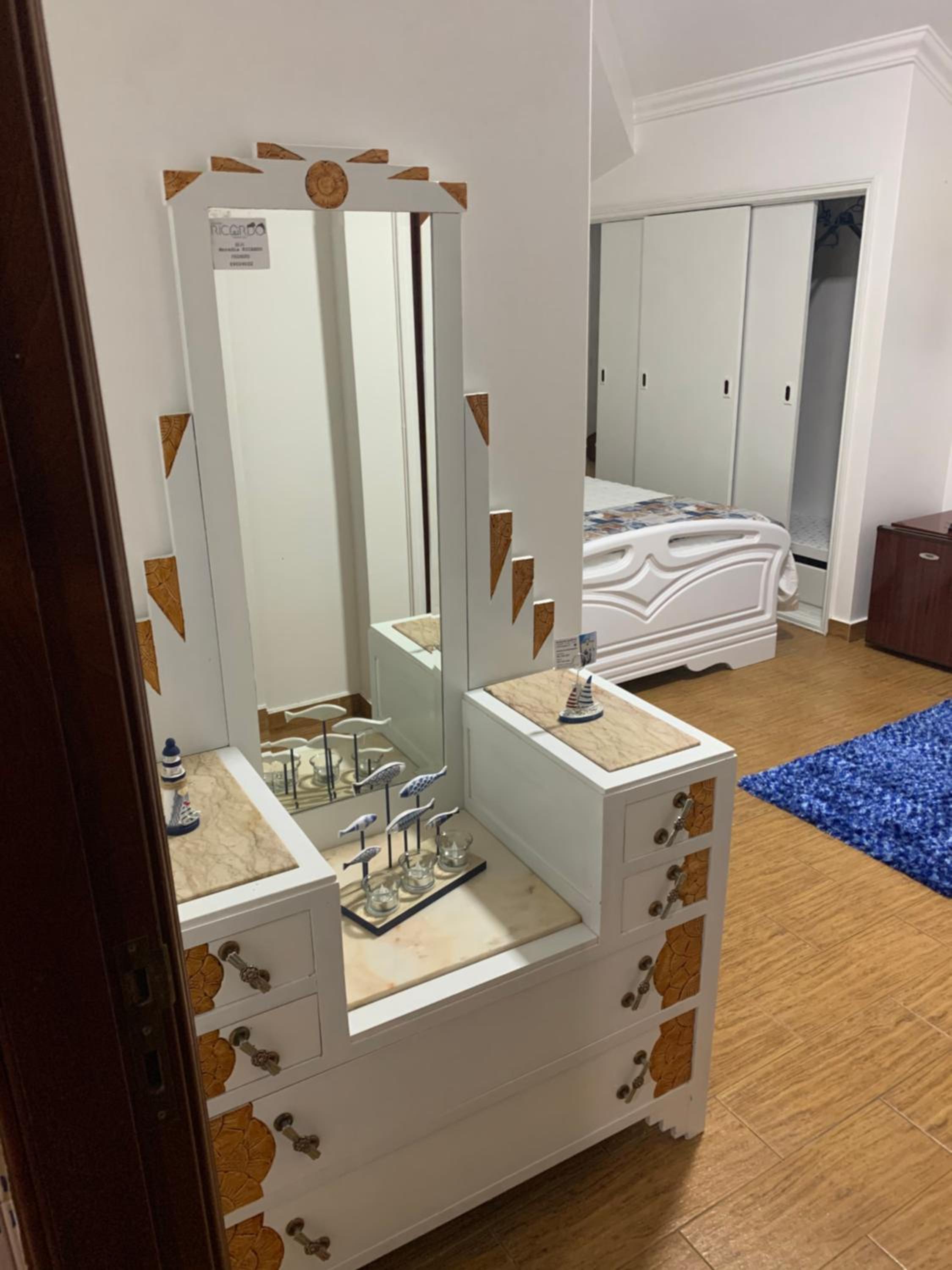 Deluxe Room (2 Adults + 1 Child)