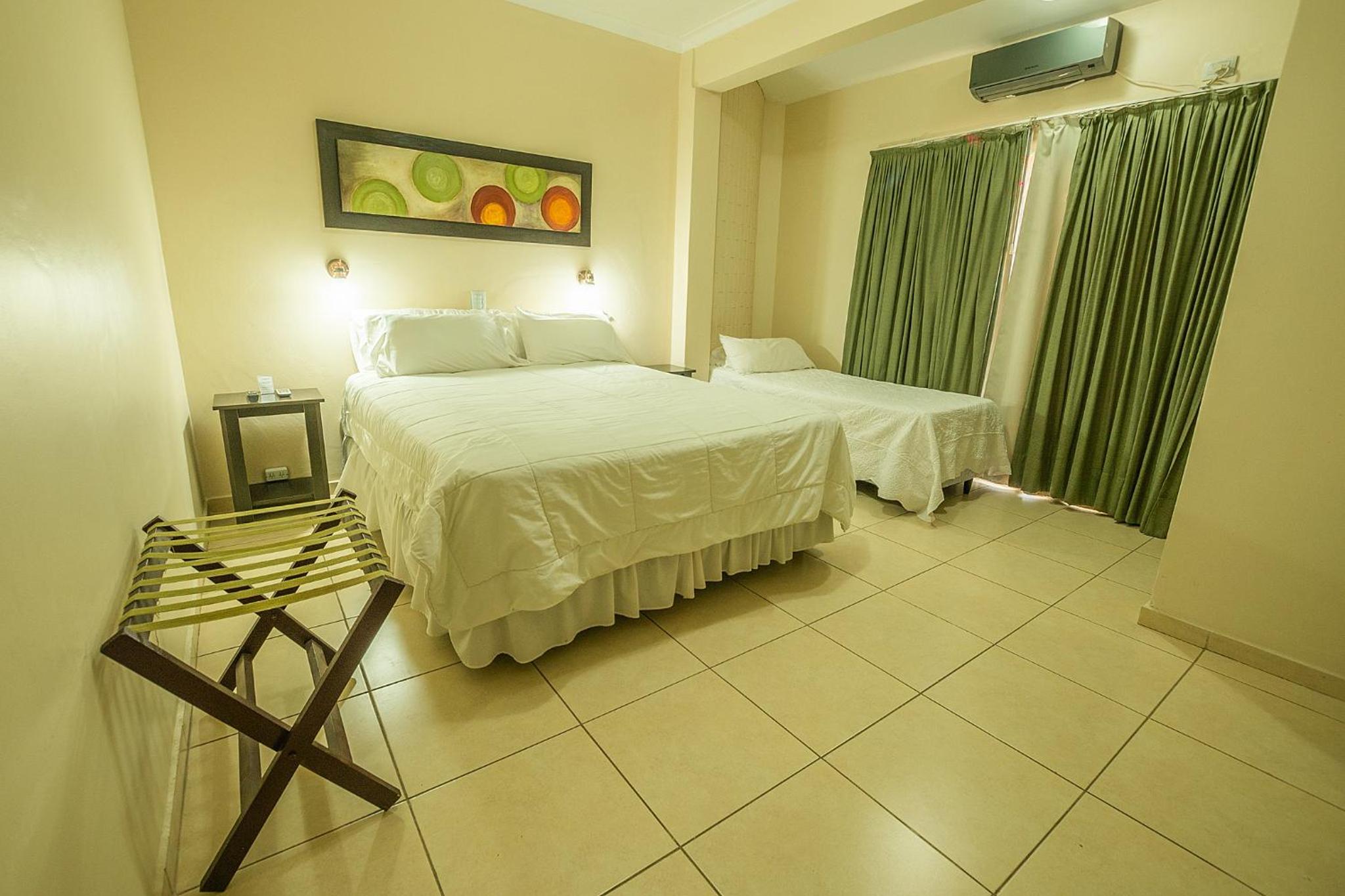 Deluxe Triple Room photo 3