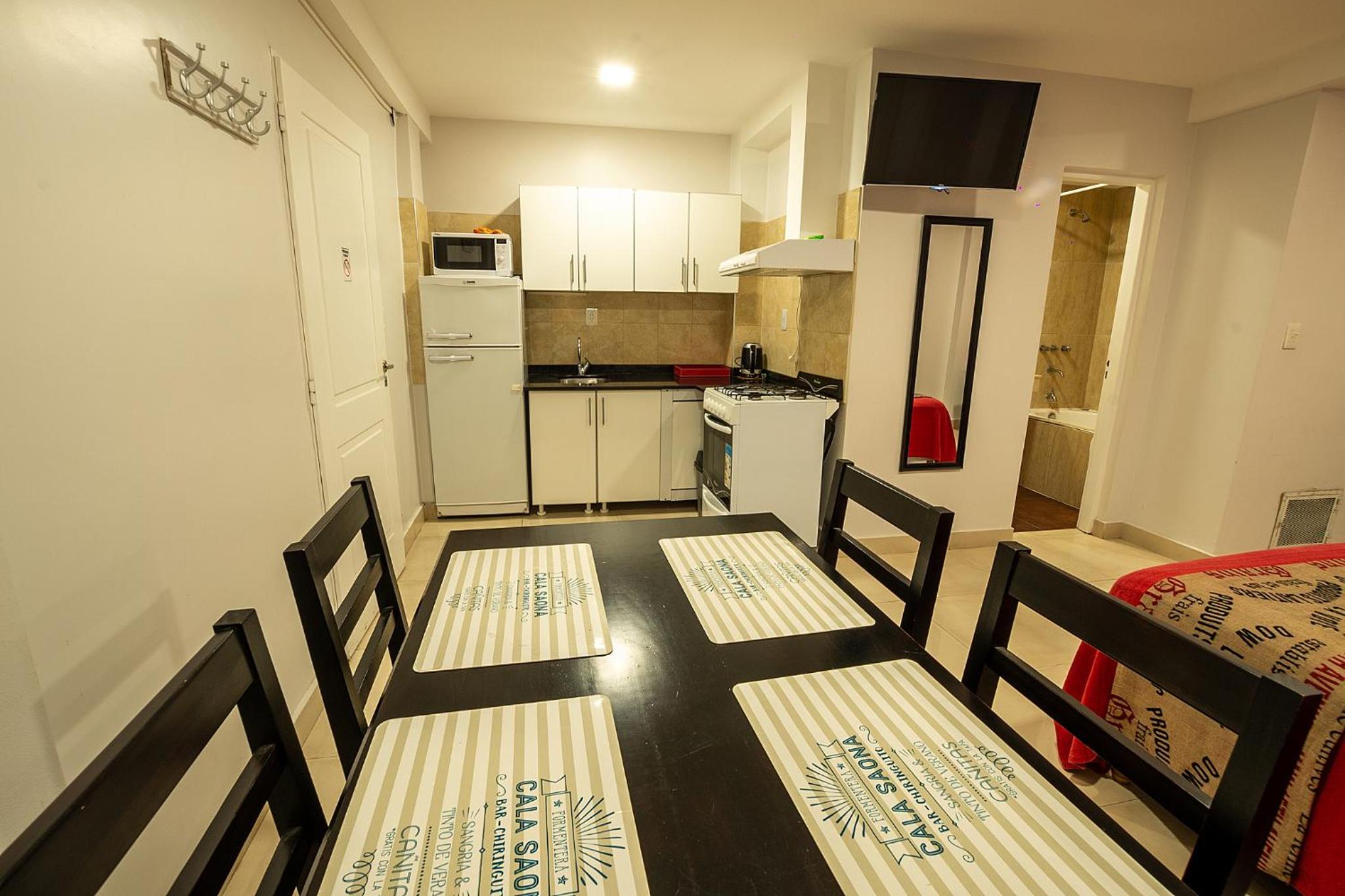 Apartment photo 2