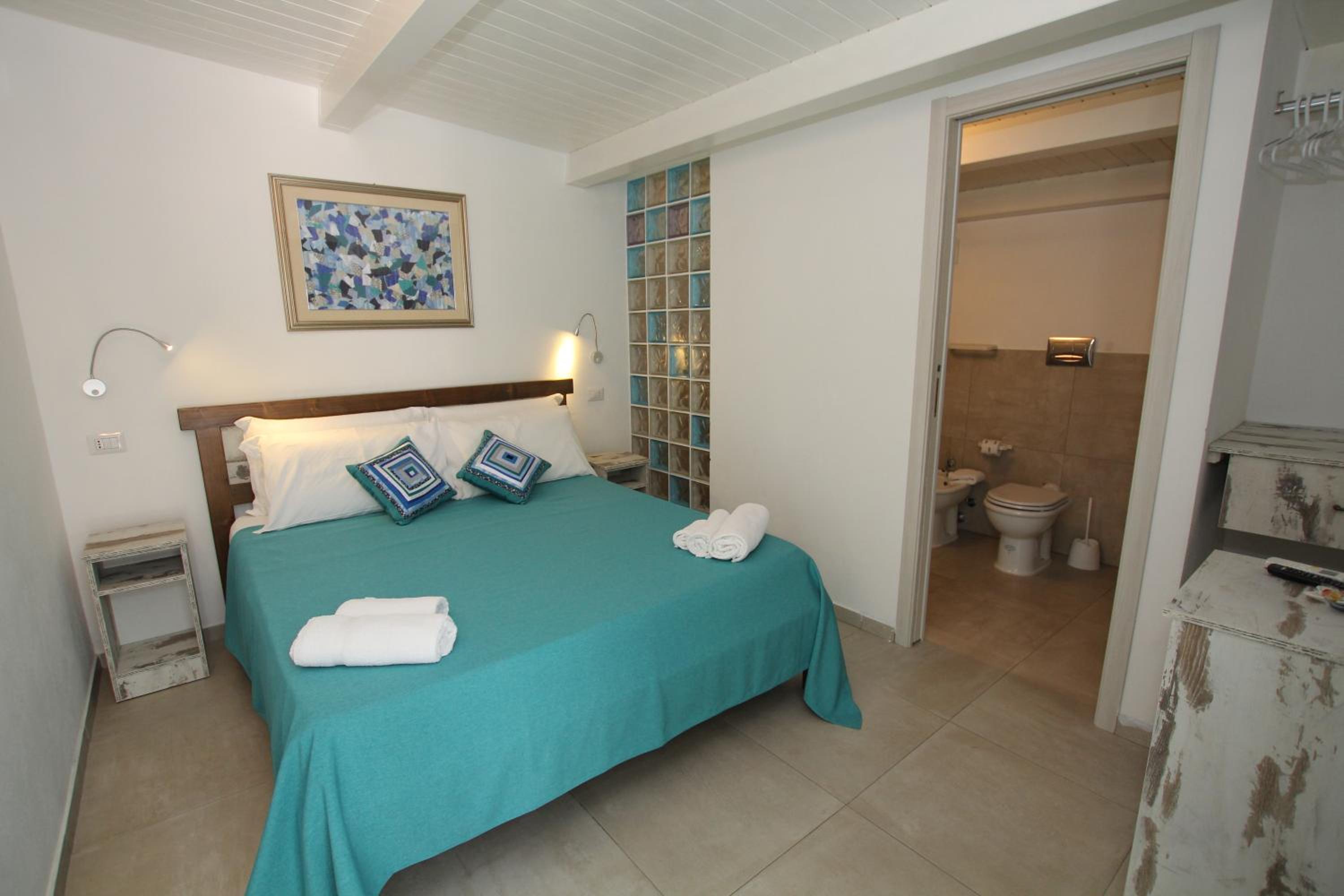 Superior Double Room - Photo 1