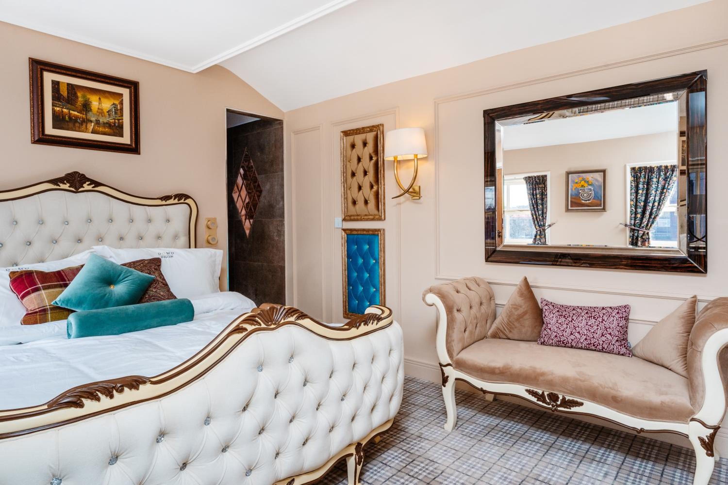 Presidential Suite