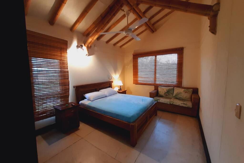 Three-Bedroom House photo 1