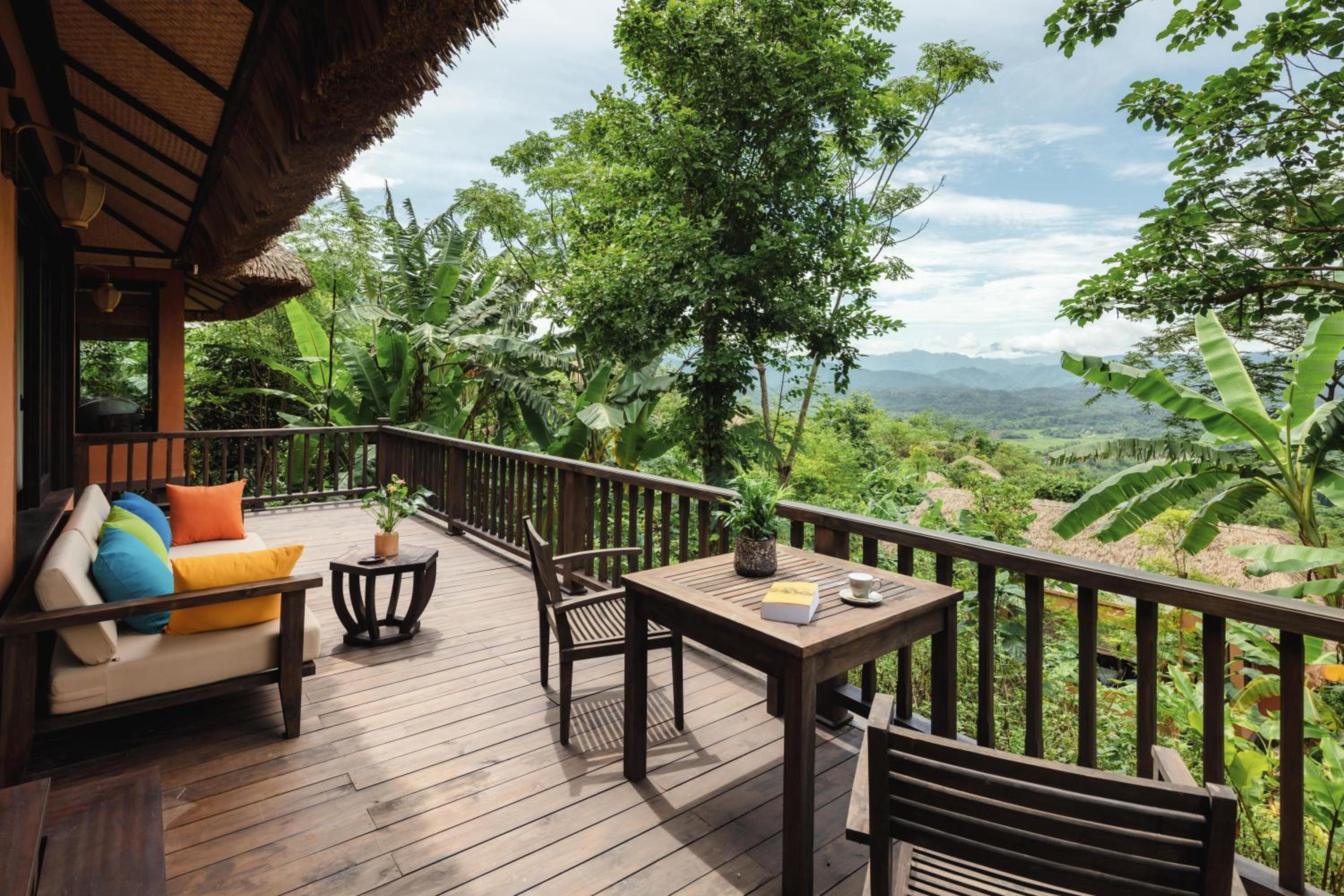 King Suite with Balcony photo 2